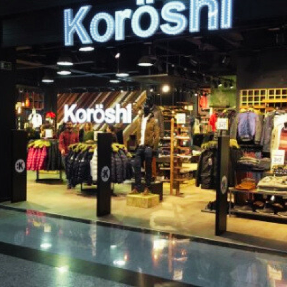 Koroshi Brand Shops on X: Nos sobra actitud para acabar la semana. ¿Nos  sigues el ritmo? #koroshi #koroshishop #moda #fashion #hombre #man    / X