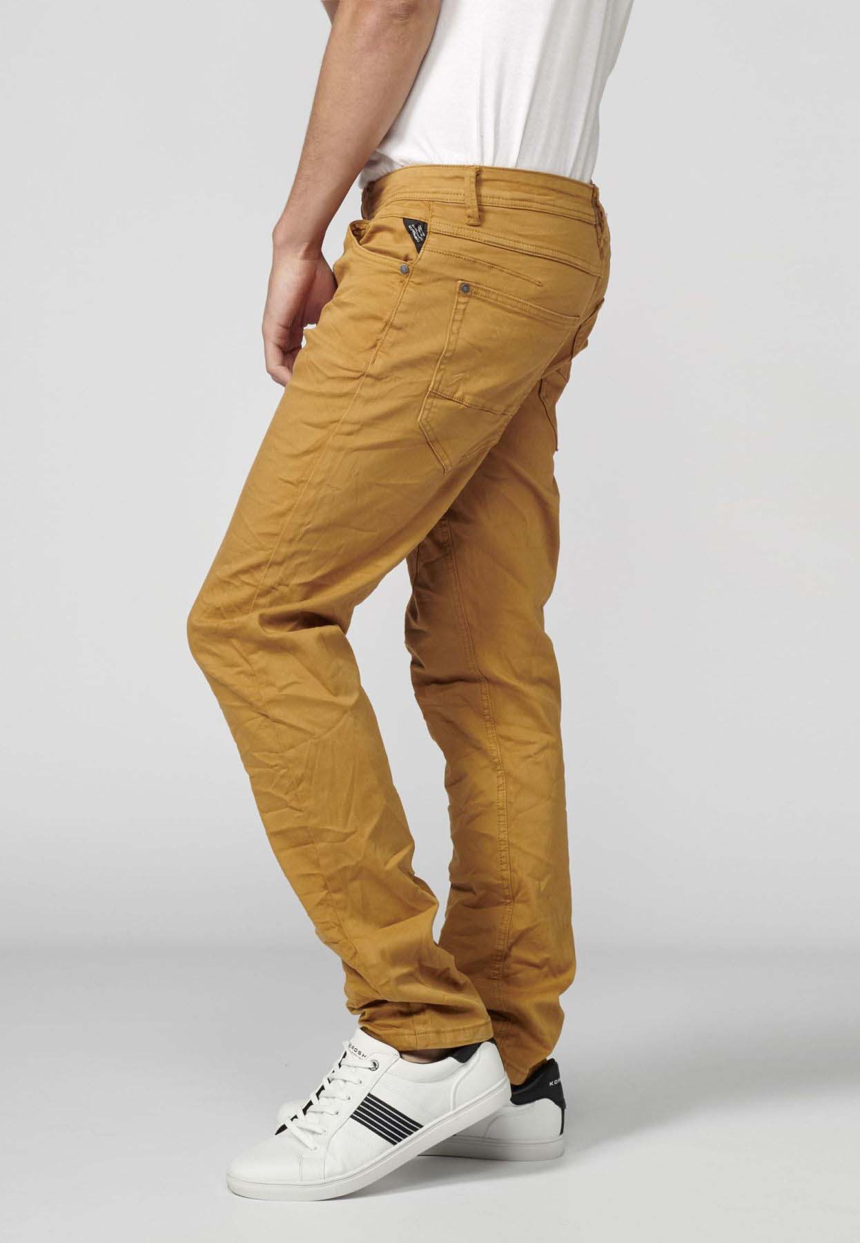 pantalon de couleur