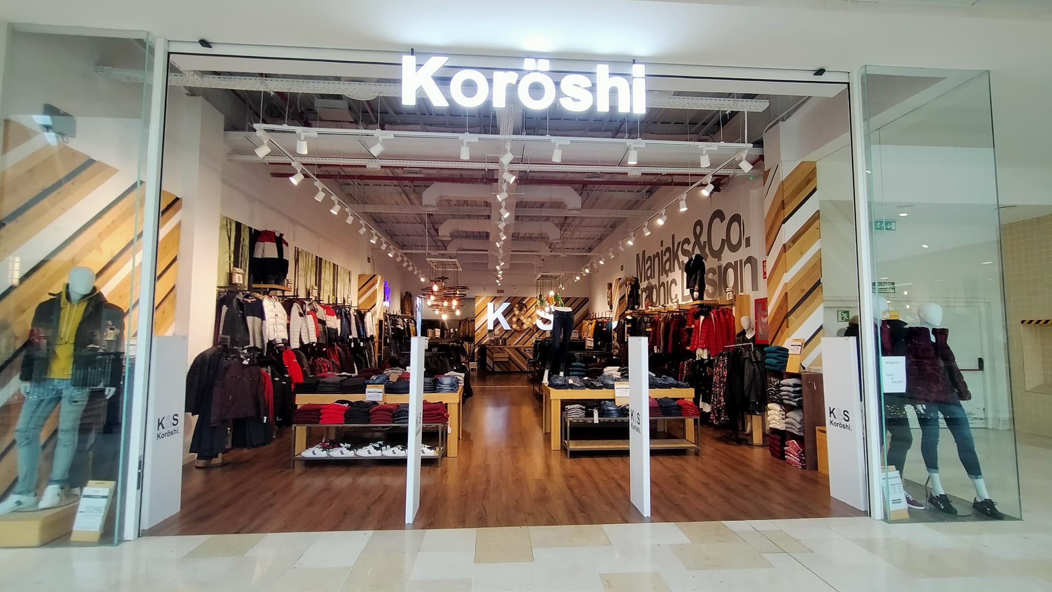 Peave frio Multitud Koröshi | Tienda ropa online de hombre y mujer más allá de la moda y las  tendencias .