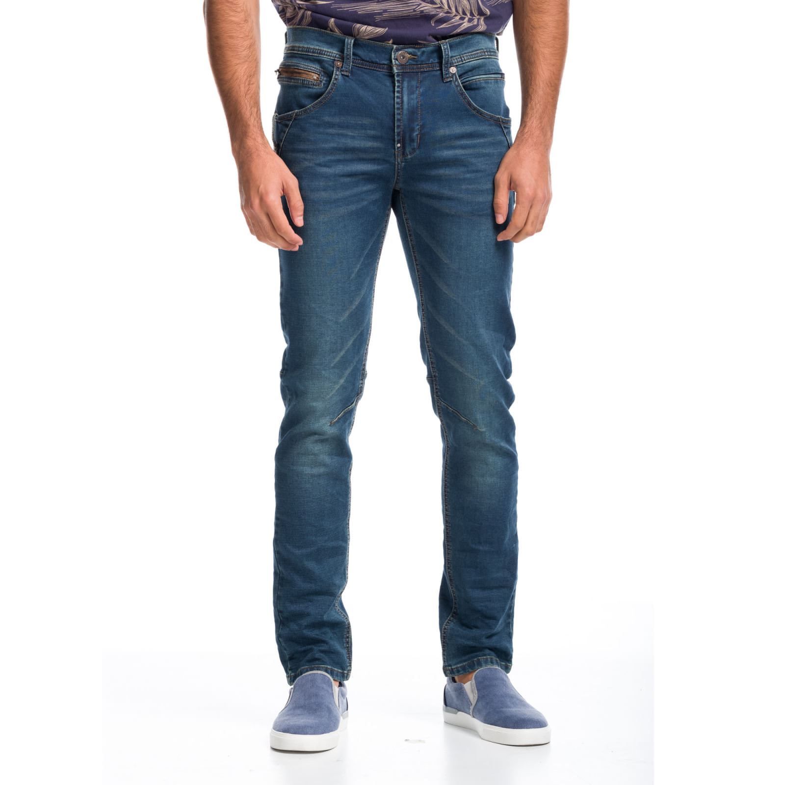 Pantalón slim denim costuras