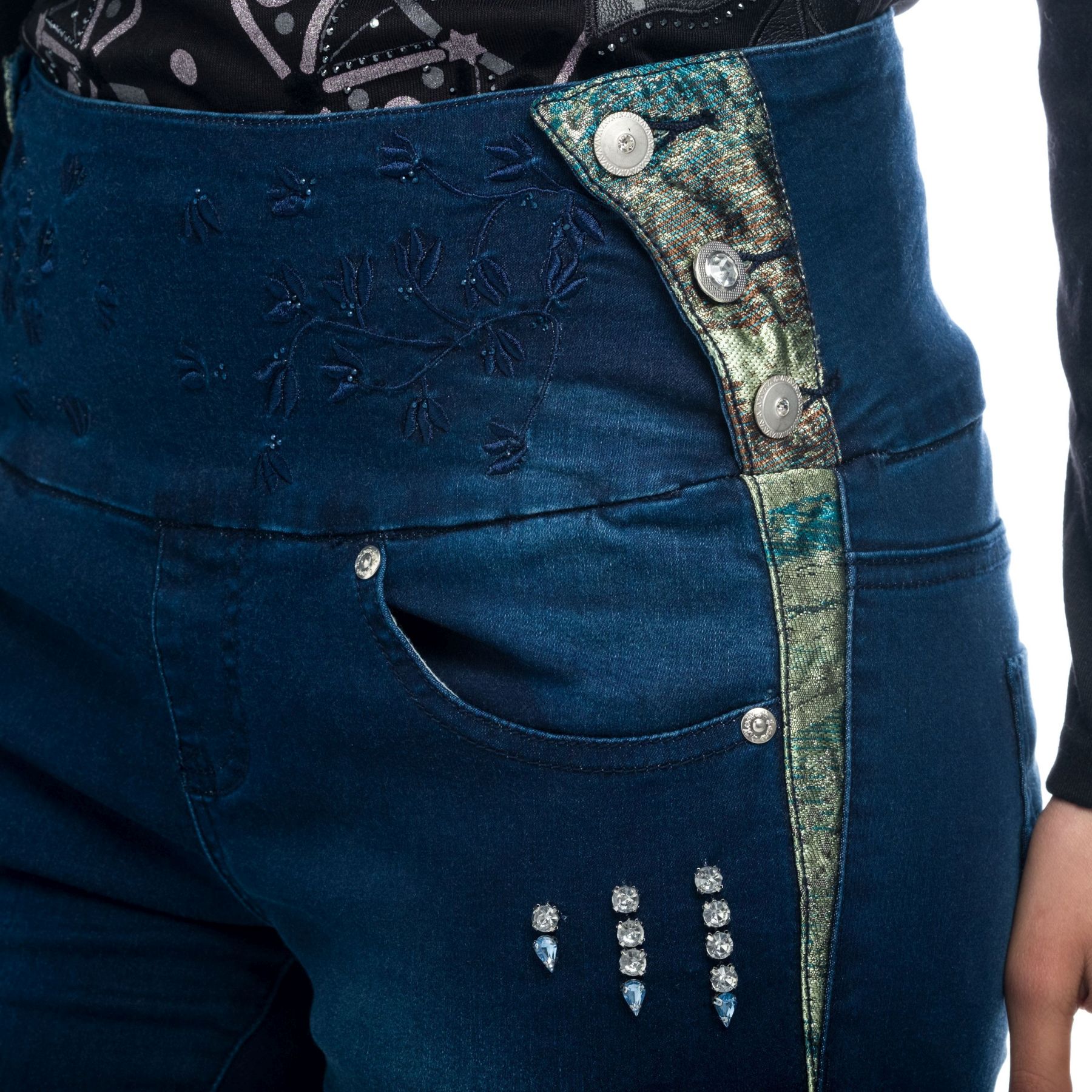 Pantalón denim tiro alto fajin fantasia 3