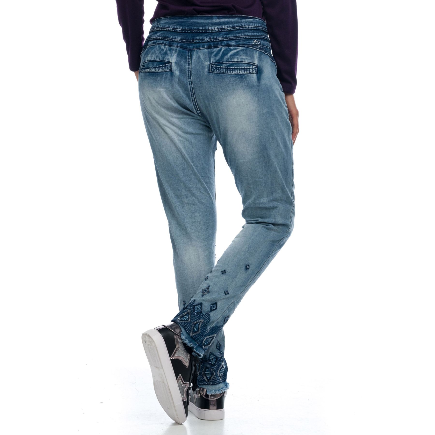 Pantalon jogging denim bordado 2