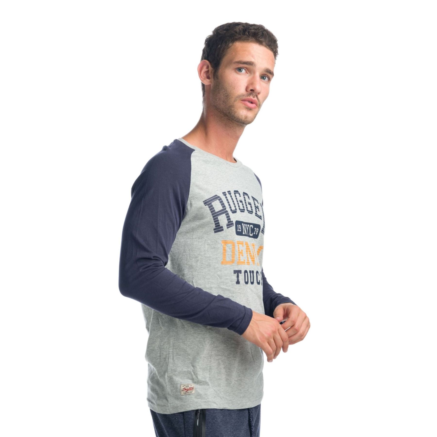 Camiseta manga larga texto frontal 1