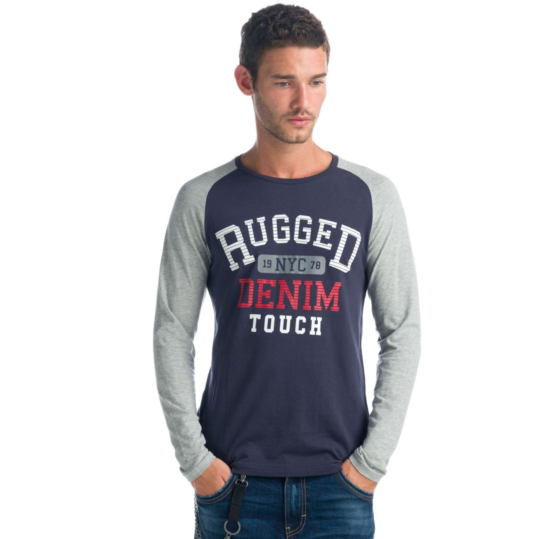 Camiseta manga larga texto frontal