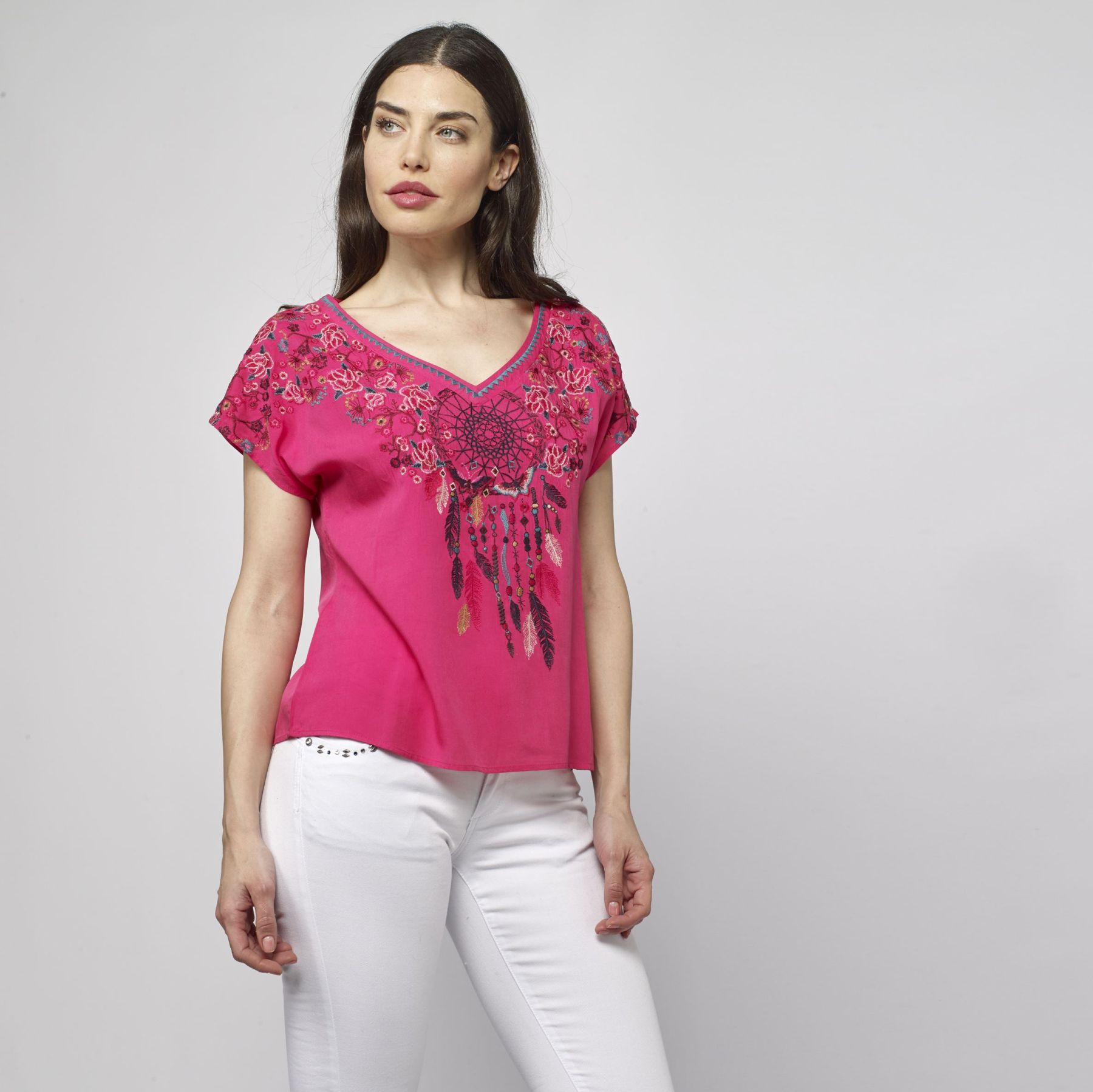 Contrast embroidered blouse