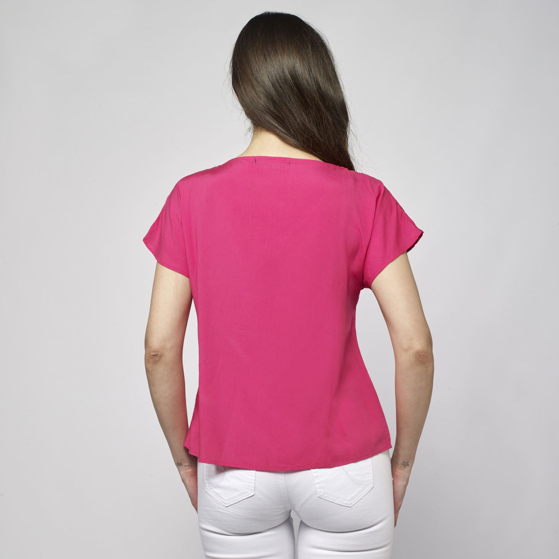 Blouse brodÉe contrastÉe 1