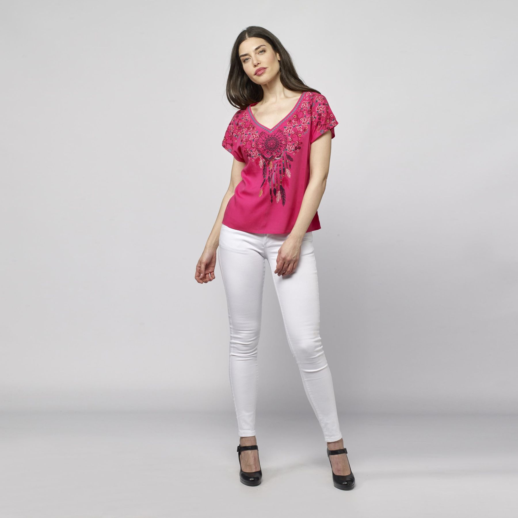 Contrast embroidered blouse 2