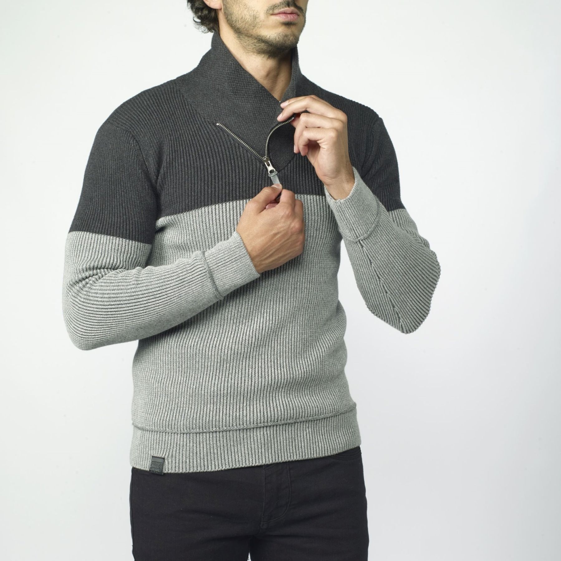 Jersey de cuello cruzado con cremallera | Look diario 3