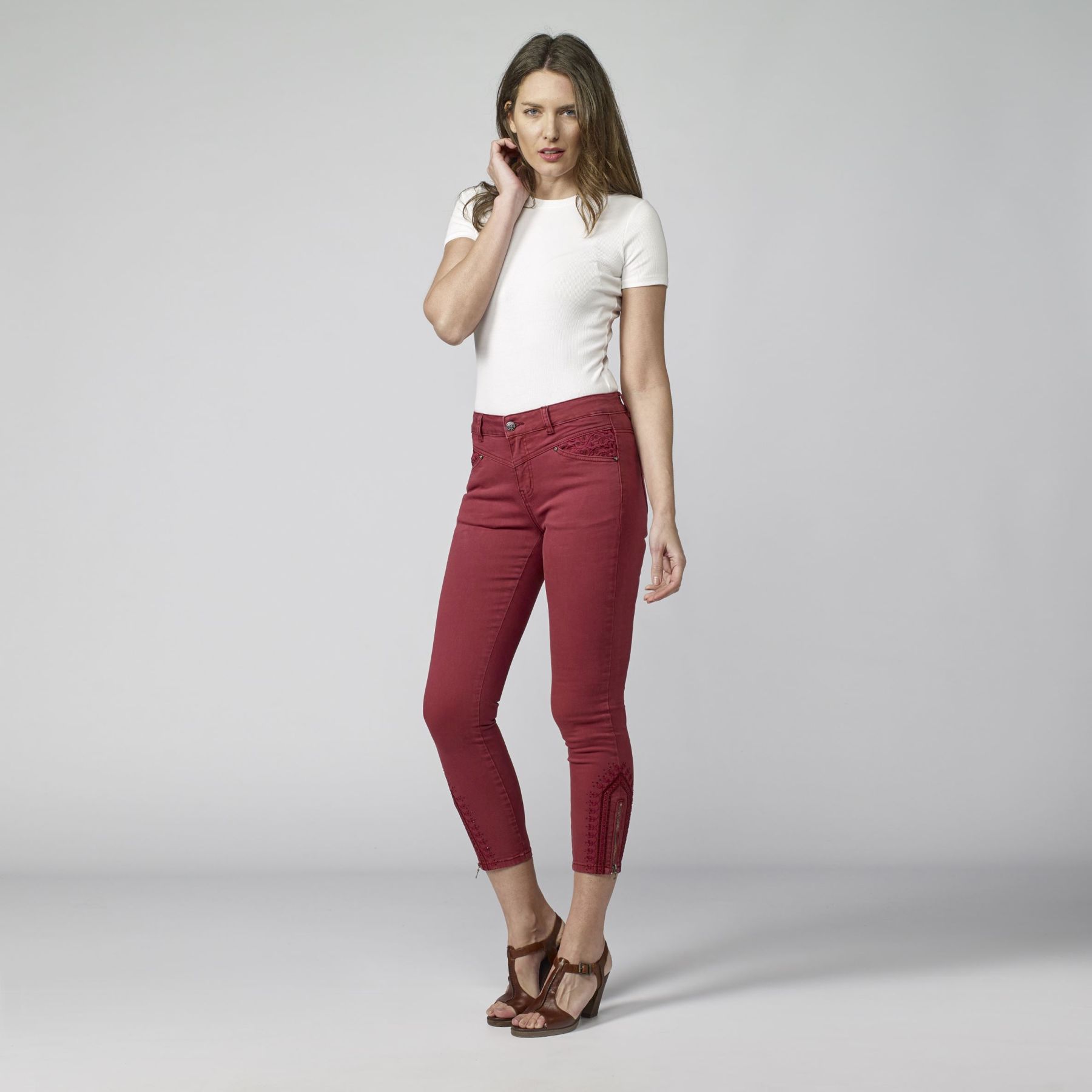 Pantalón slim fit mujer