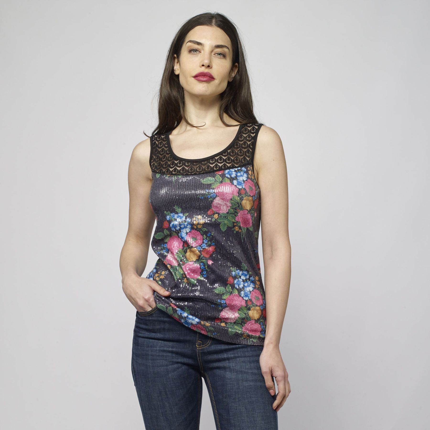 Top sin mangas estampado floral color Negro para Mujer 3