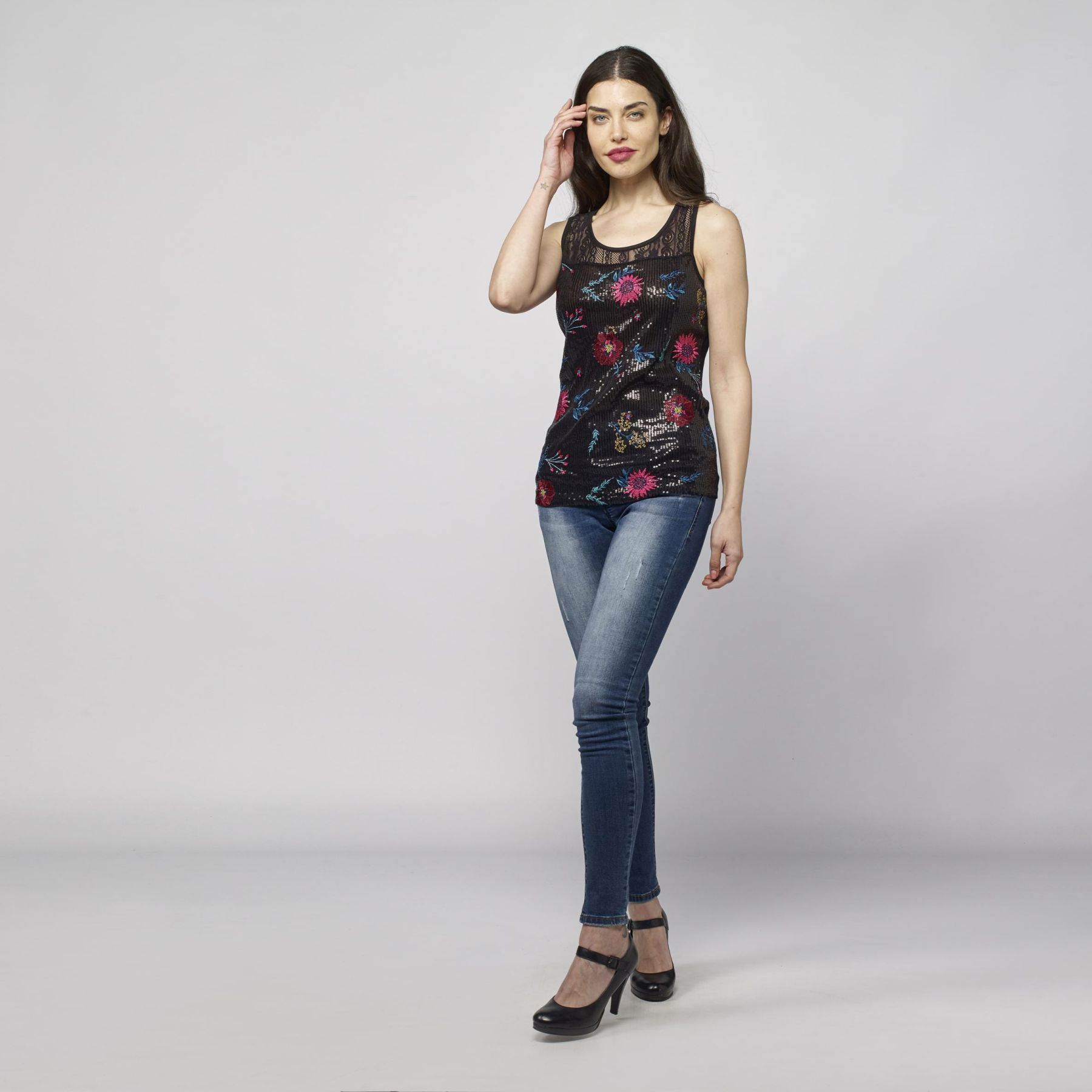 Black Floral Print Sleeveless Top for Women 2