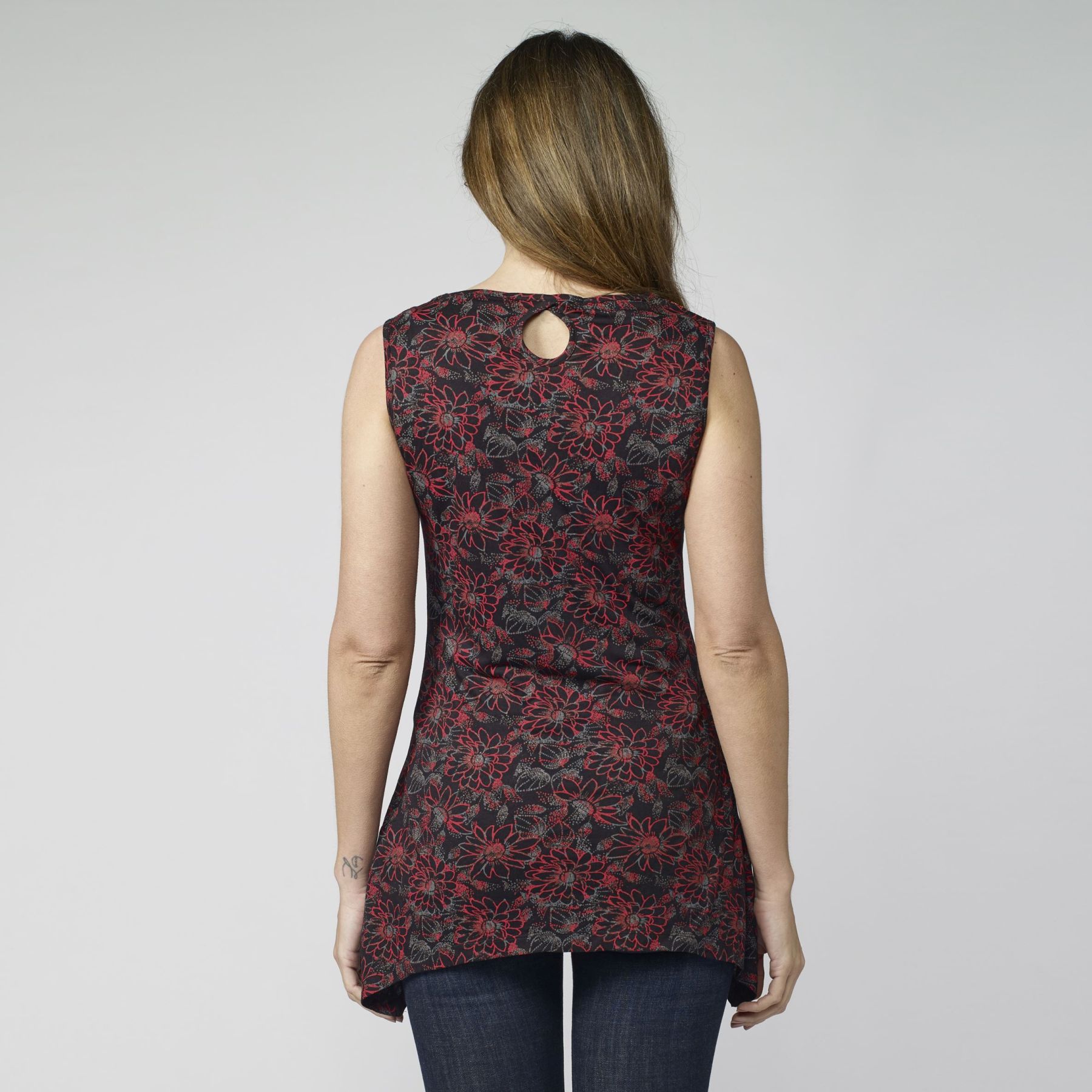 Red ethnic print sleeveless top for women 6