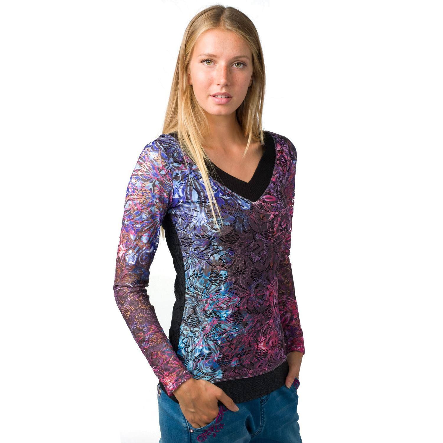 Camiseta m/l troquelada estampada 2