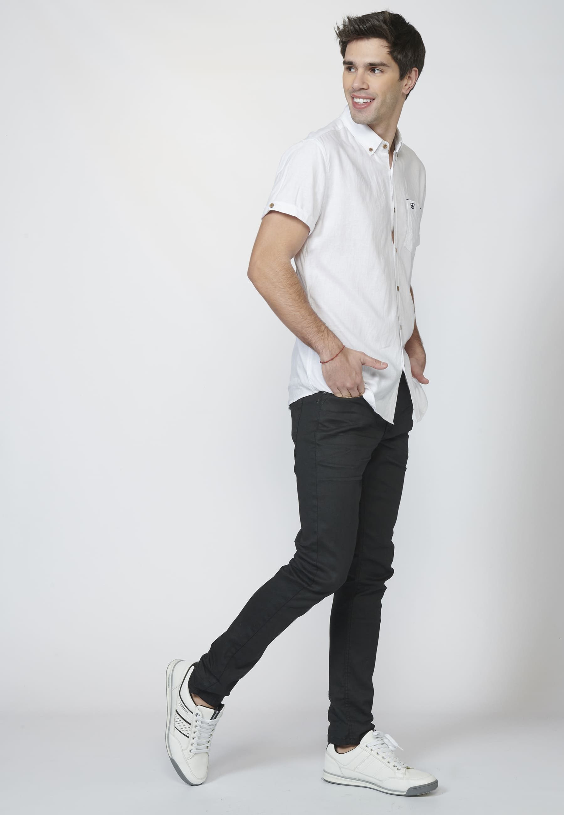 Camisa manga corta lino con bolsillo bordado | Look diario