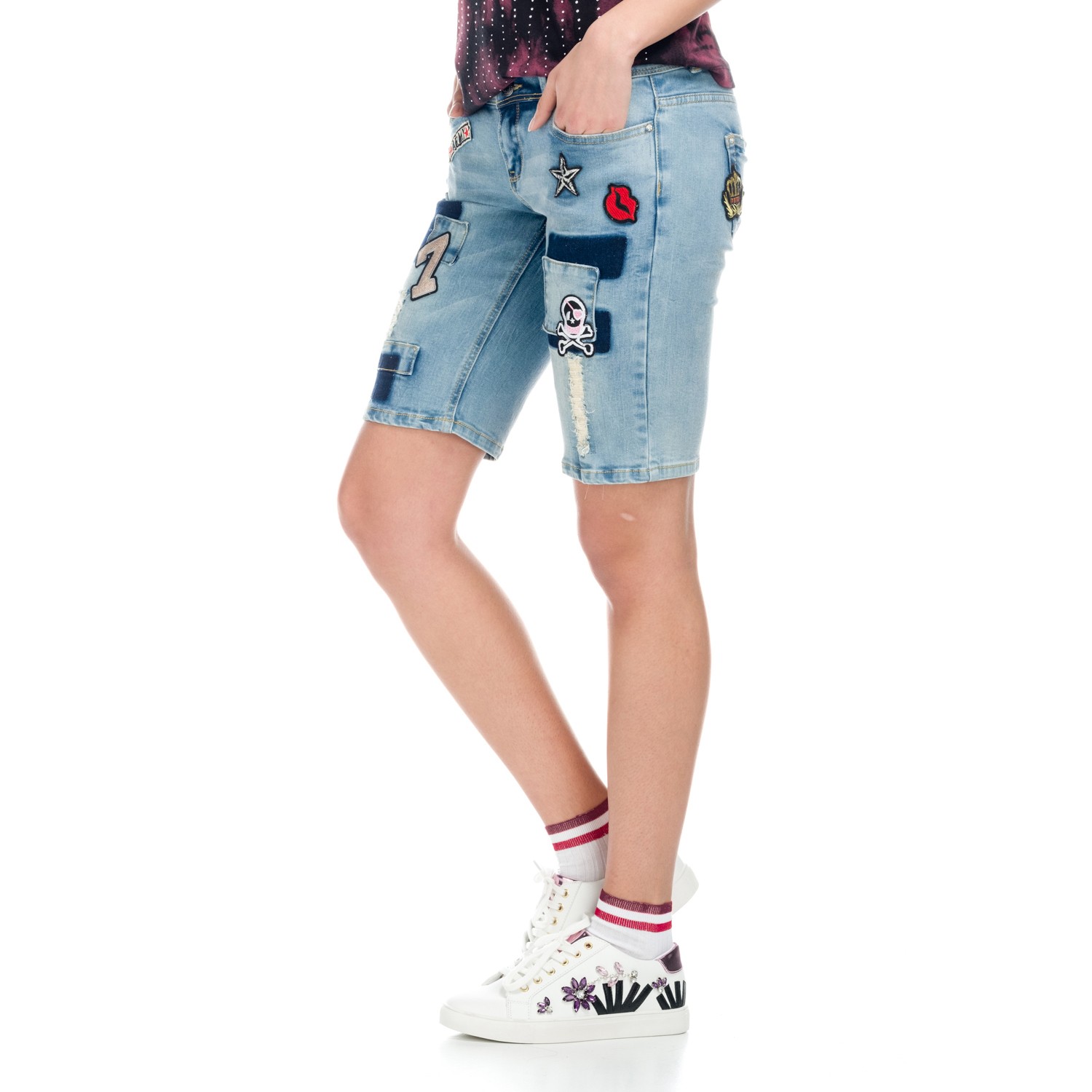 Damen-Jeansshorts in blauer Farbe 1