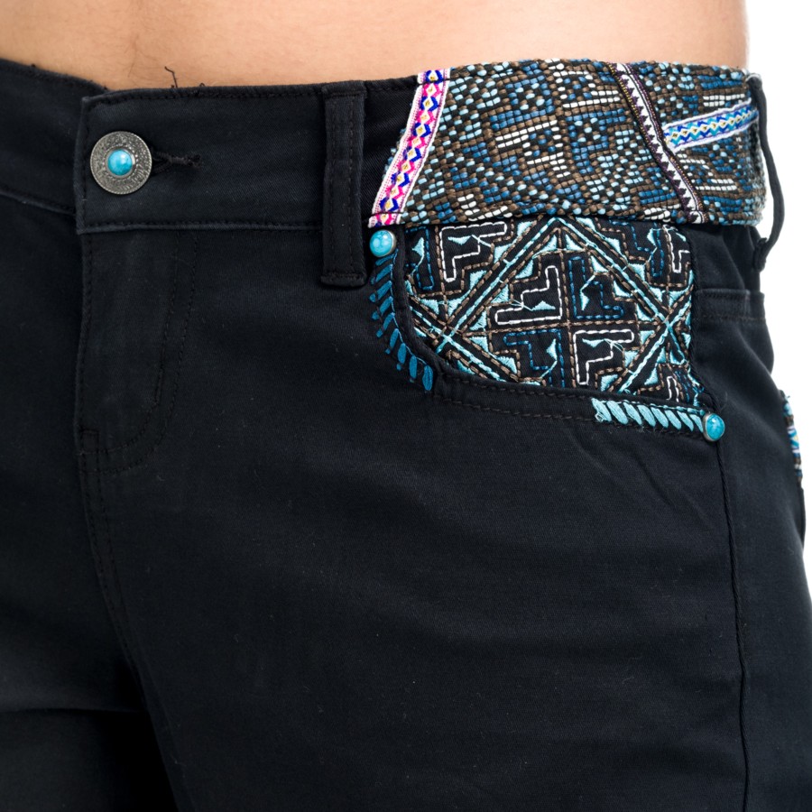 Short detalle en bolsillos 2