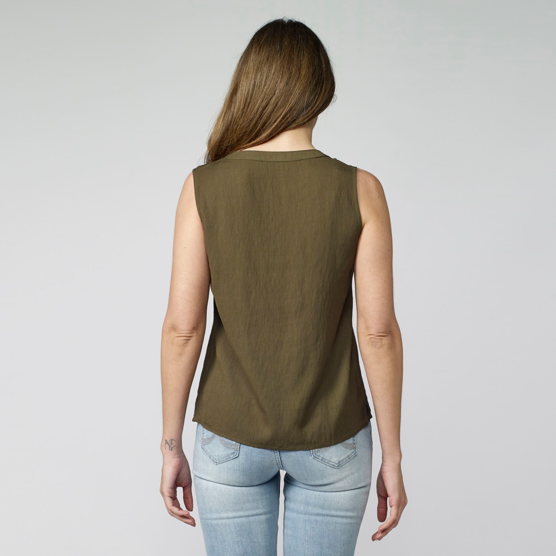 Blusa Fluida con Escote de pico Sin manga con Detalle bordados y puntilla en delantero de Color Kaki para Mujer 3