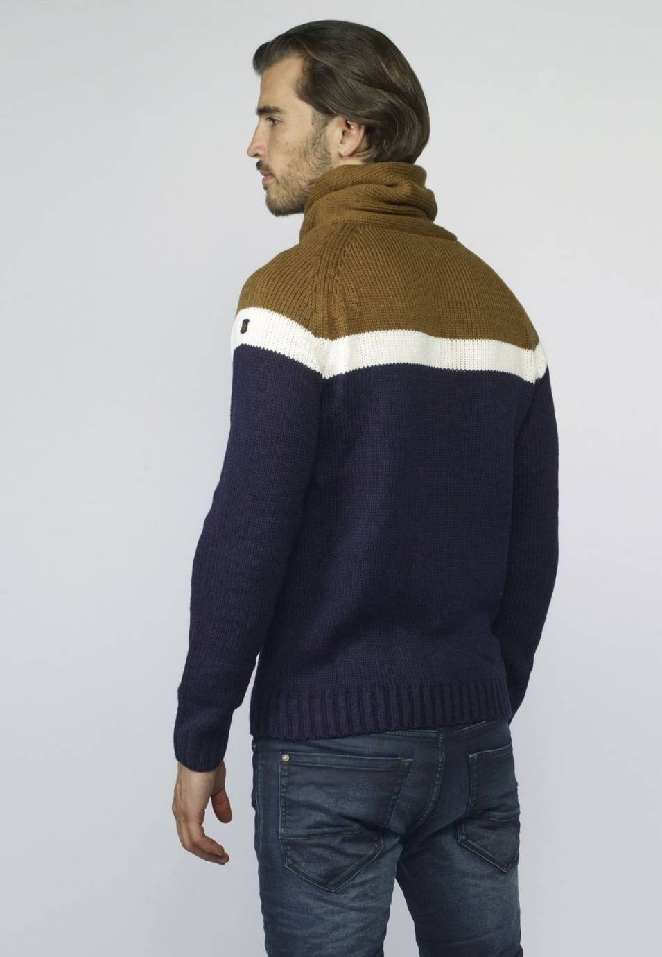 Cross neck tricolor sweater 4