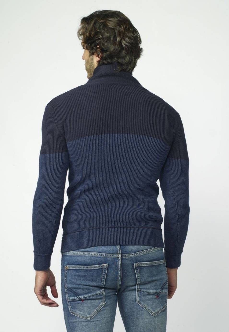 Jersey de cuello cruzado con cremallera | Estilo versátil 3