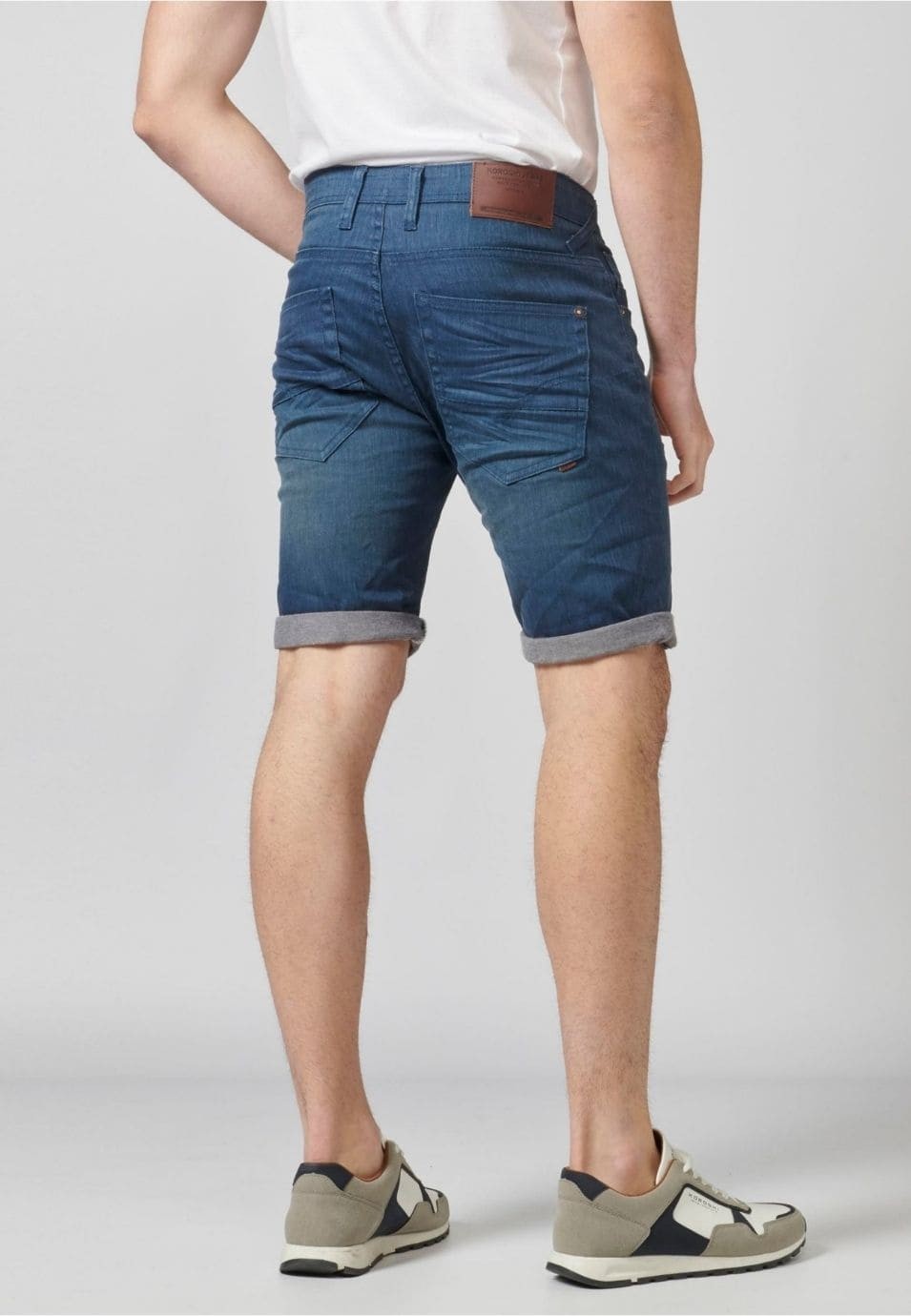 Bermuda jeans color stretch regular | Look diario 2