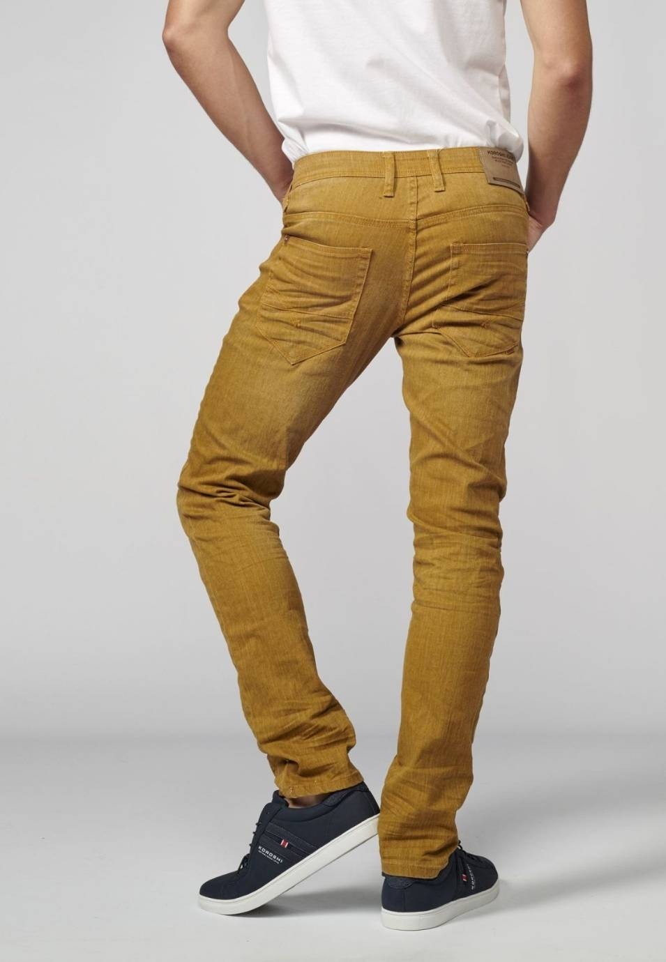 Pantalon jeans color stretch regular 1