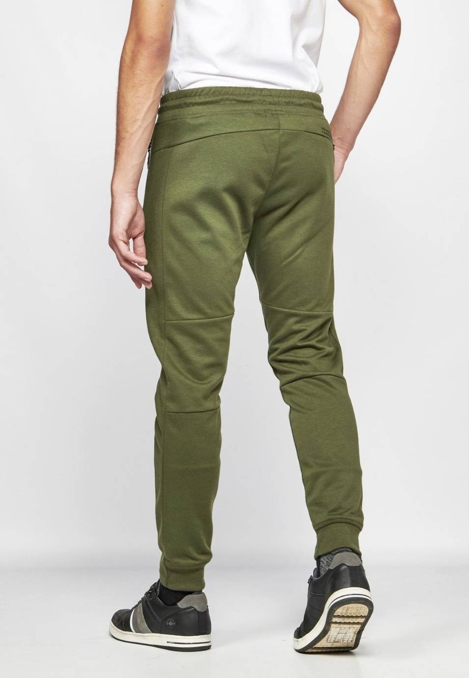 Pantalón largo Deportivo tipo jogger para hombre color verde kaki 4