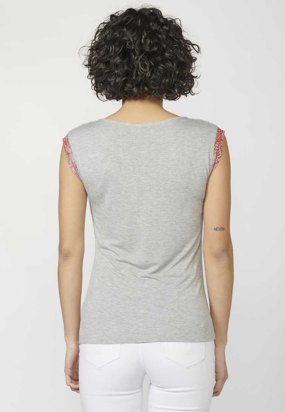 Top camiseta de manga corta de escote redondo y estampado étnico color gris | Look diario