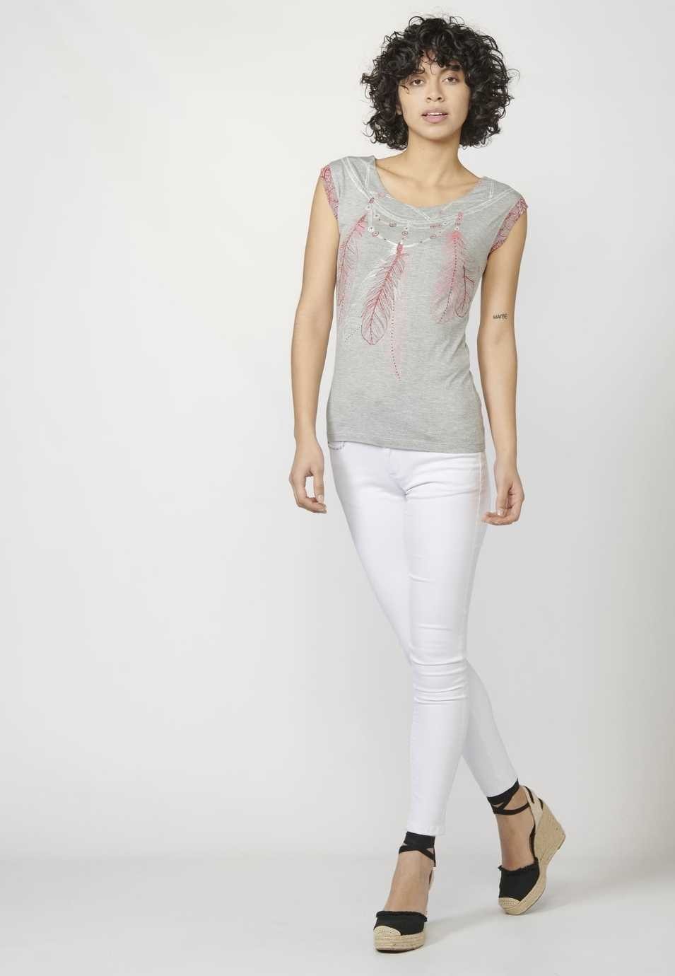 Top camiseta de manga corta de escote redondo y estampado étnico color gris | Look diario
