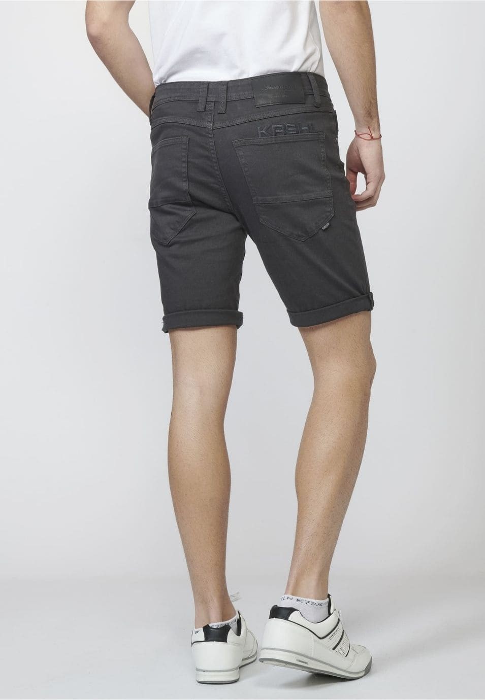 Pantalon corto color tapered fit 4