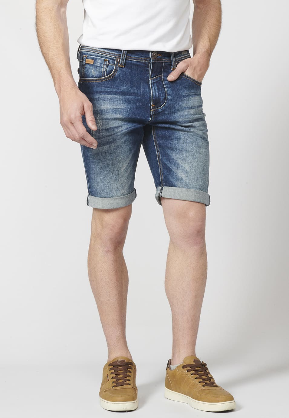 Jeansshorts in normaler Passform