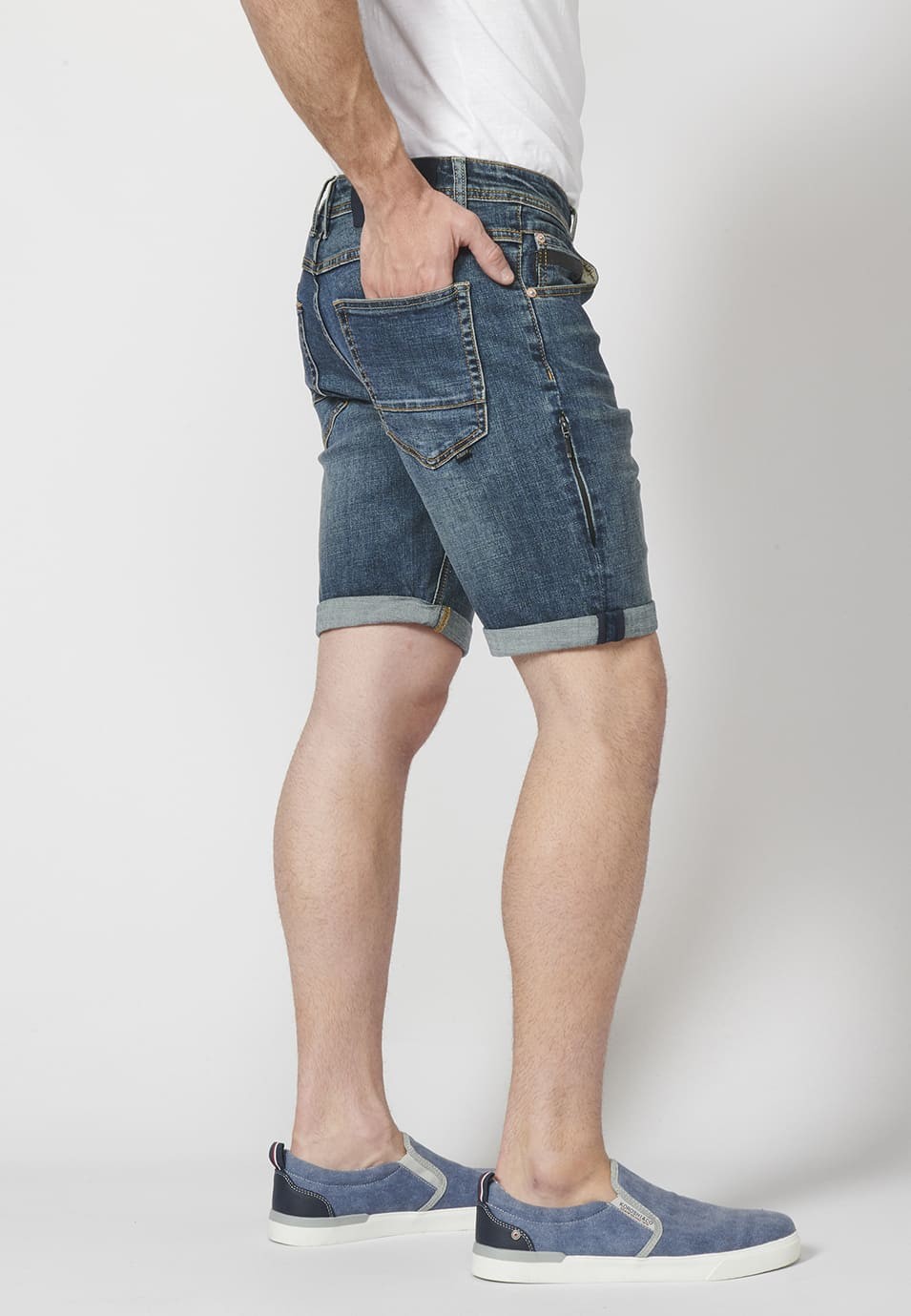 Tapered fit denim shorts 3