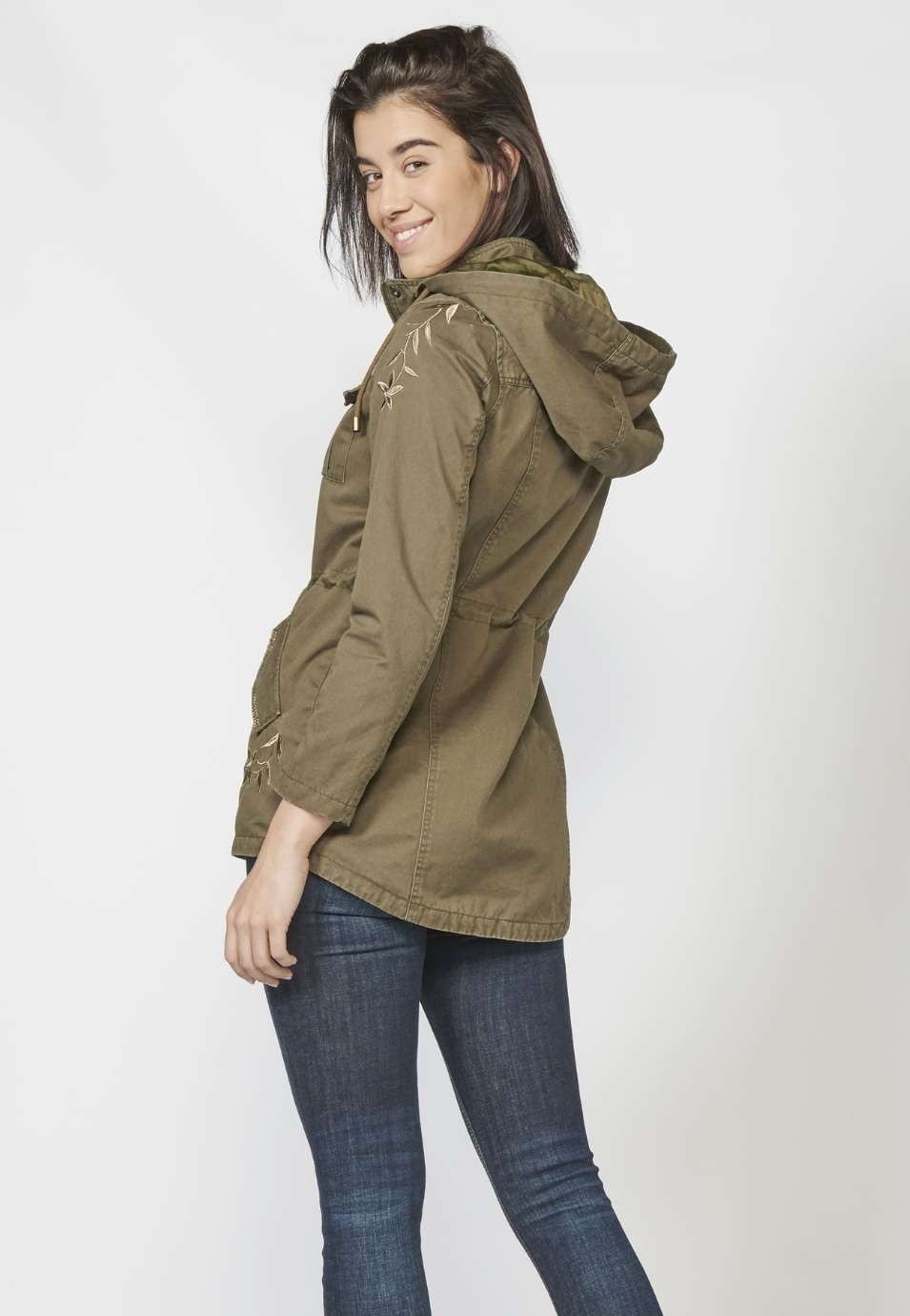 Parka larga mujer de algodón desagastado con borado floral y capucha desmontable 5