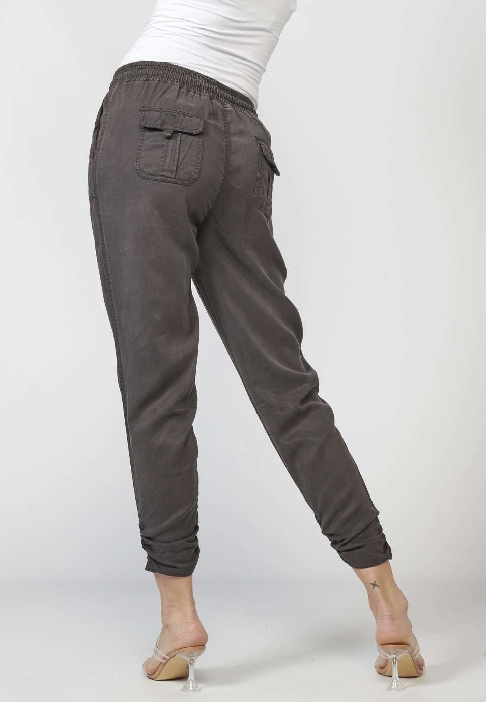 Pantalón jogger 1