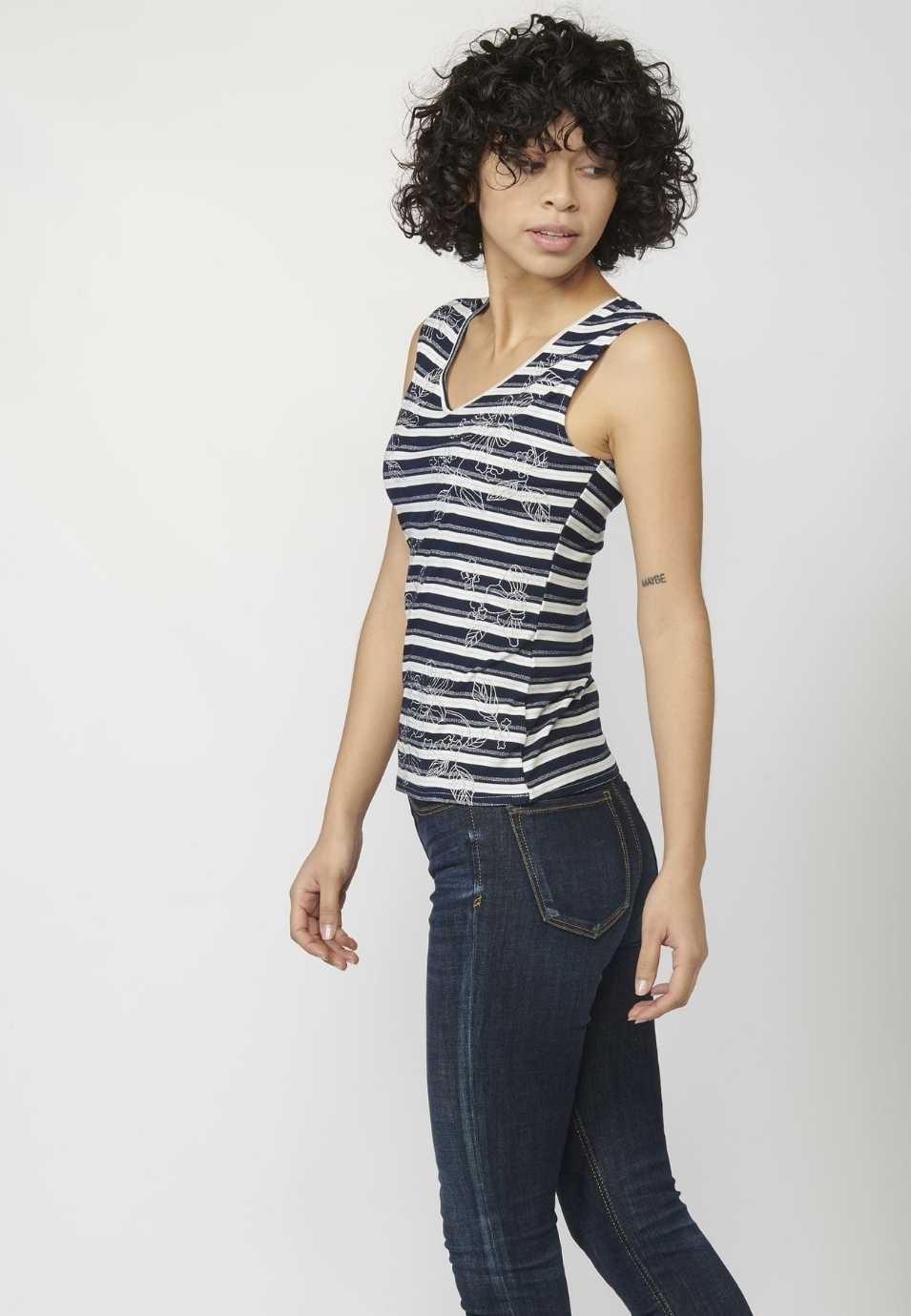 Women's Sailor-style V-Neck Tank Top with Embroidery on the Front 5