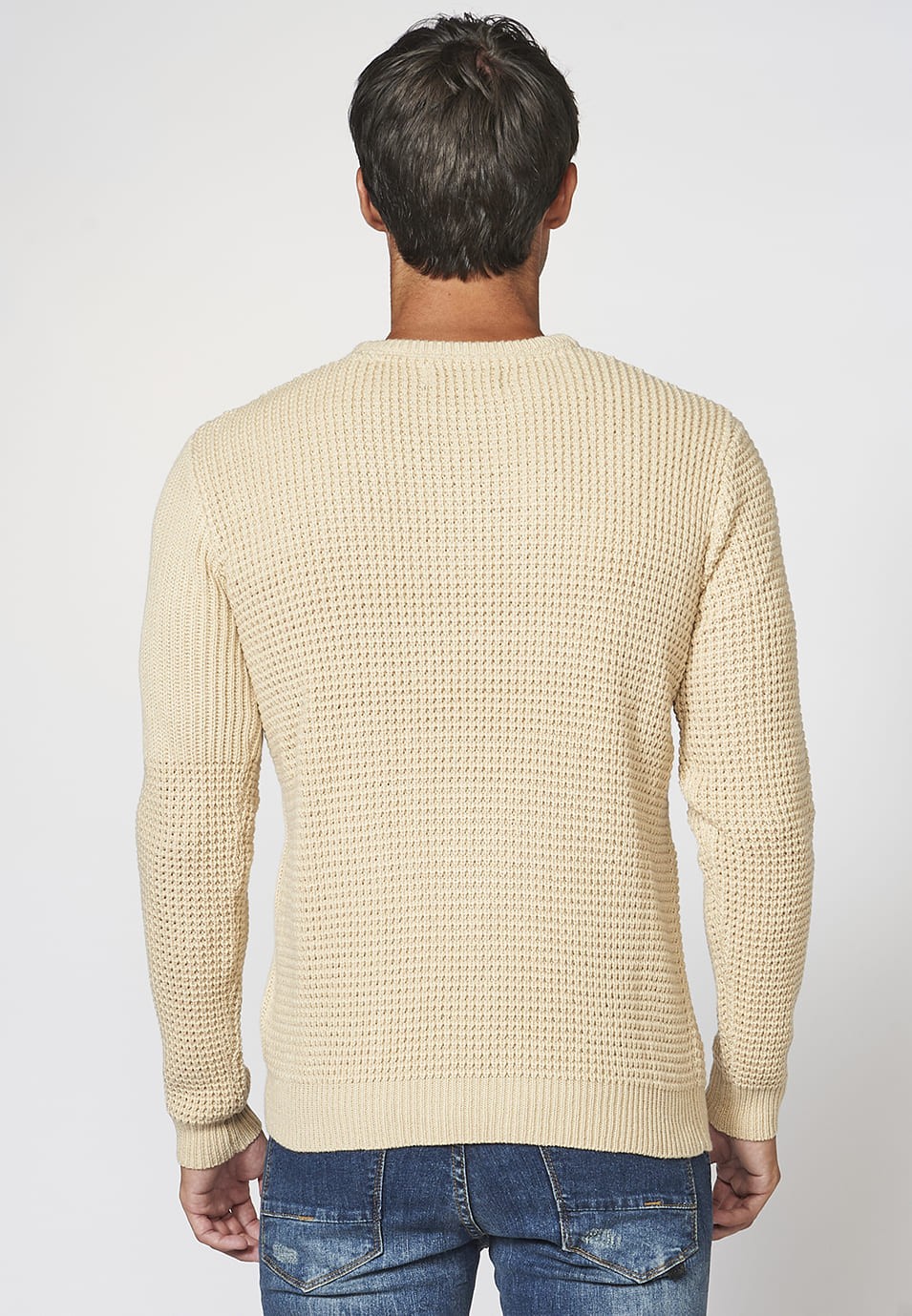 Jersey color crema de manga larga y cuello redondo con acabados en rib para hombre