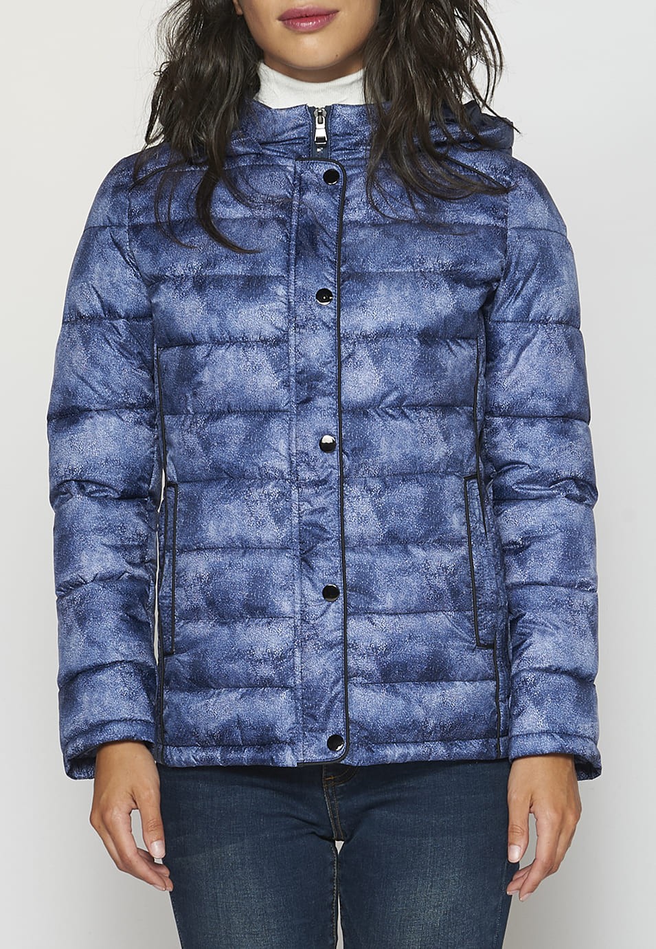 Chaqueta parka corta tipo plumas con estampado vaquero y cuello con capucha para Mujer