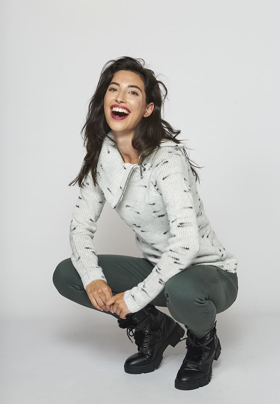 Jersei de màniga llarga amb coll tornat obert amb cremallera per a Dona