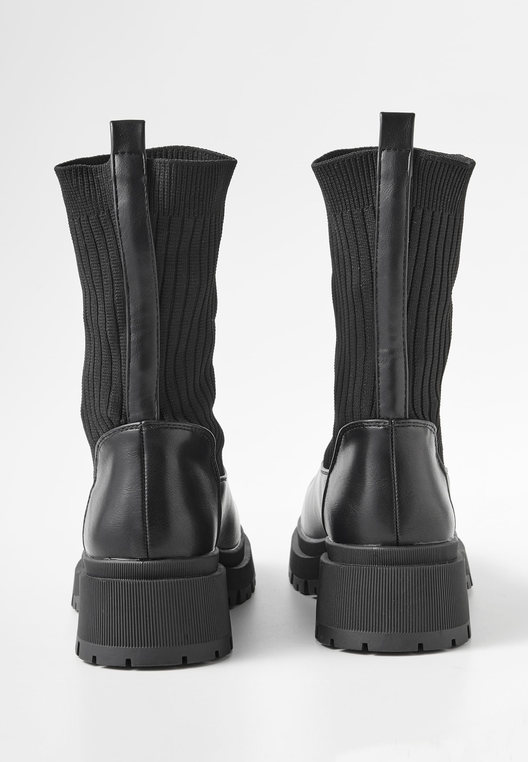 Botines de mujer estilo chelsea por encima del tobillo | Moda Actual 3