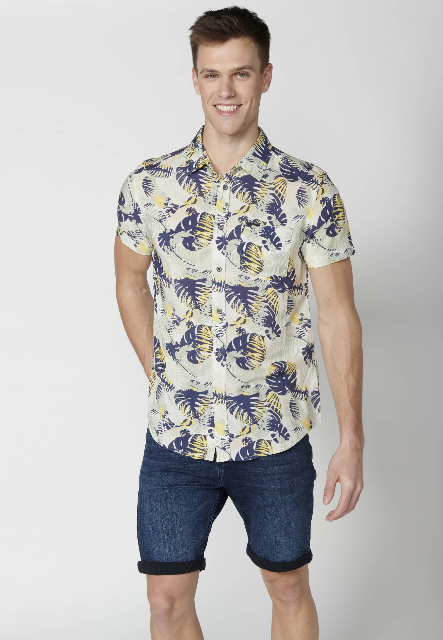 Green short-sleeved shirt with front print for Men