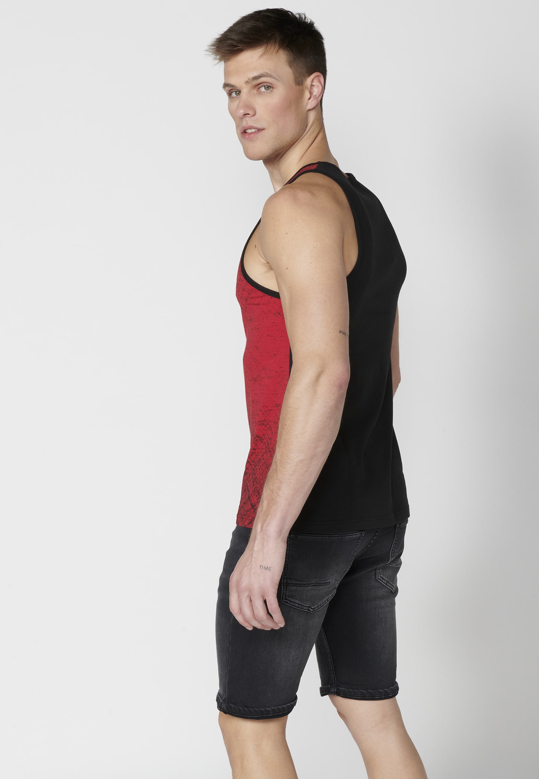 Red Cotton Sleeveless T-shirt with text on the chest for Men