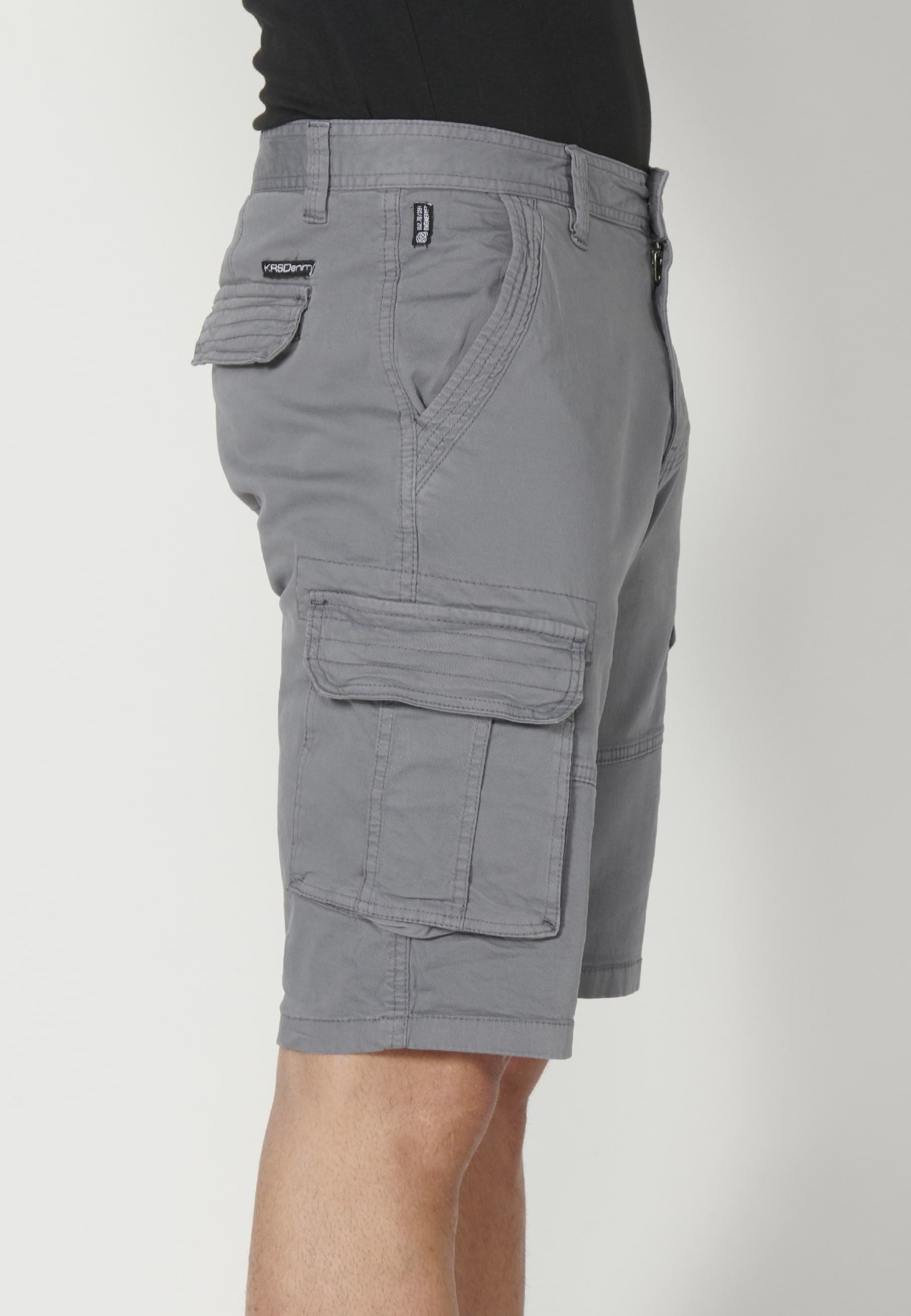 Pantalón corto Bermuda estilo cargo color Gris para Hombre