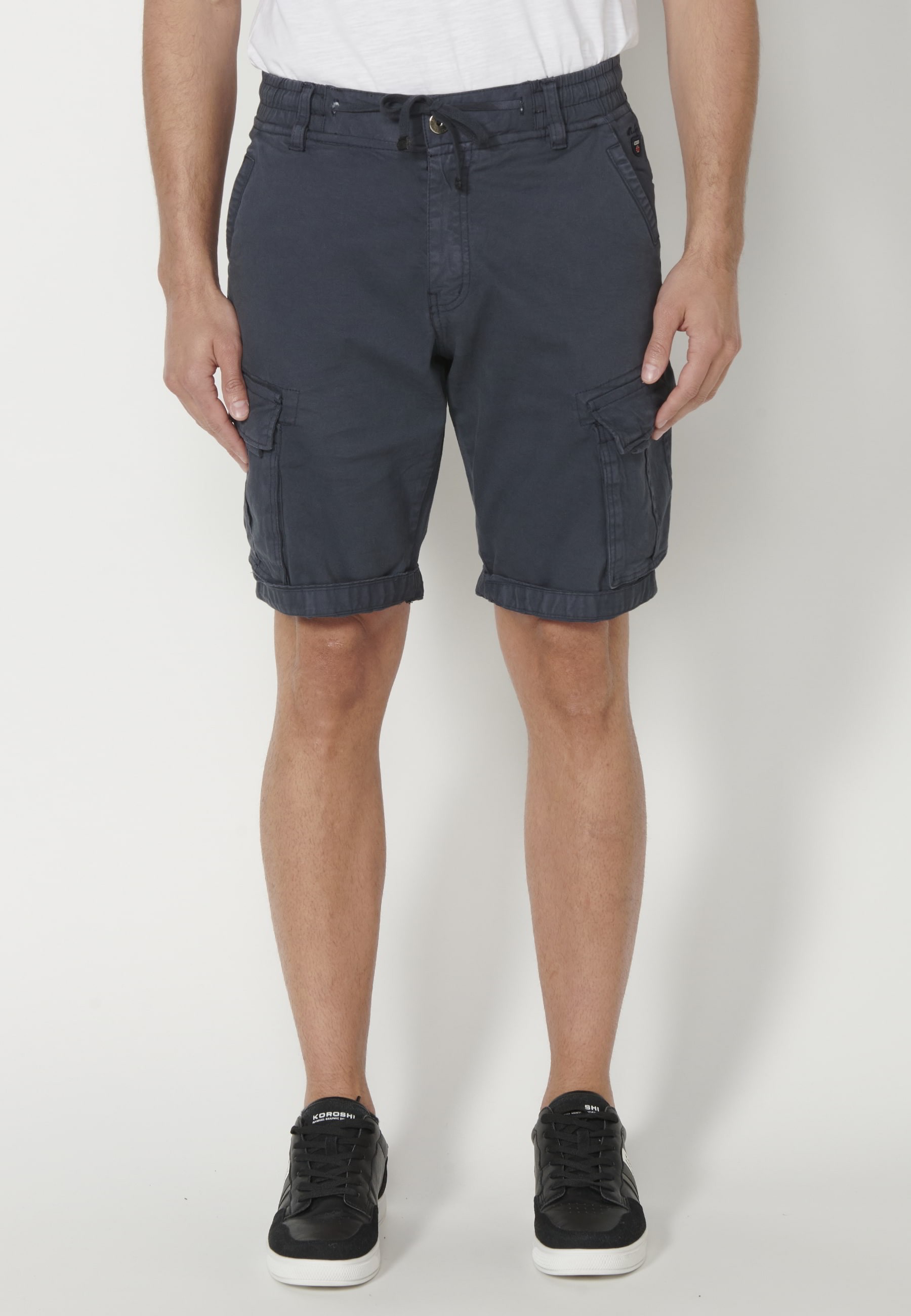 Bermuda cargo shorts in Navy color for Men