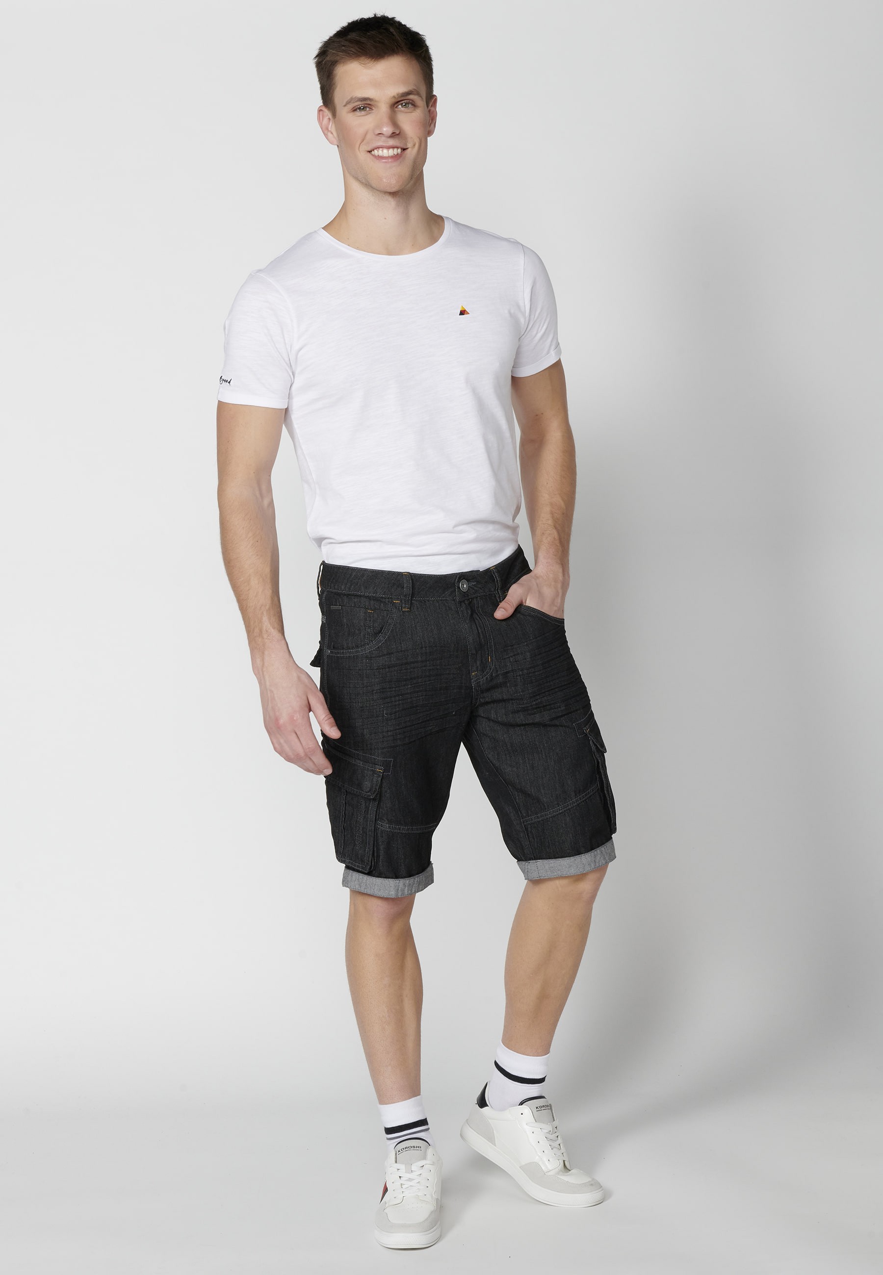 Pantalón corto Bermuda Vaquera Denim Stretch Regular Fit con cuatro bolsillos color Negro para Hombre