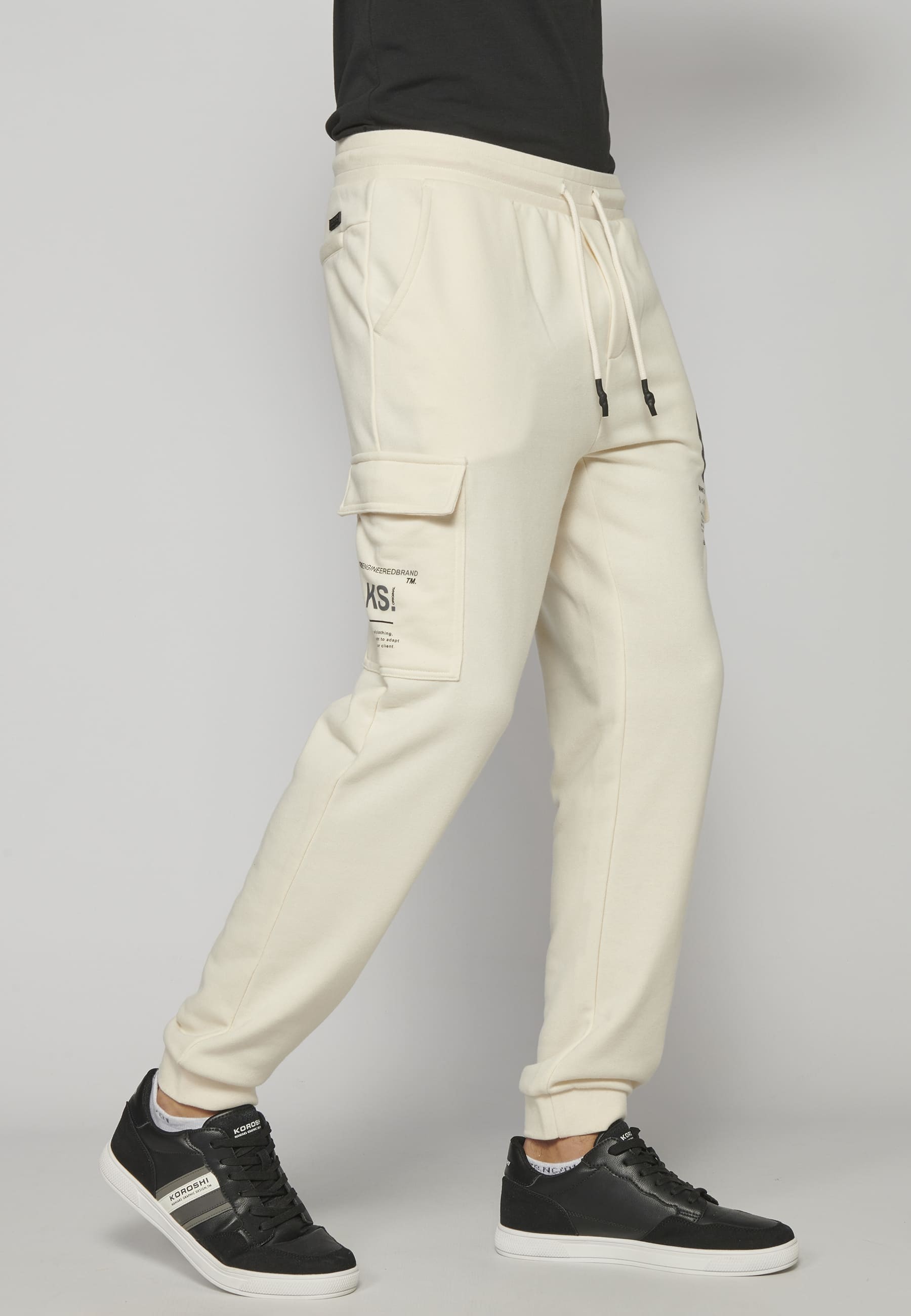 Pantalón Deportivo jogger color Crudo para Hombre