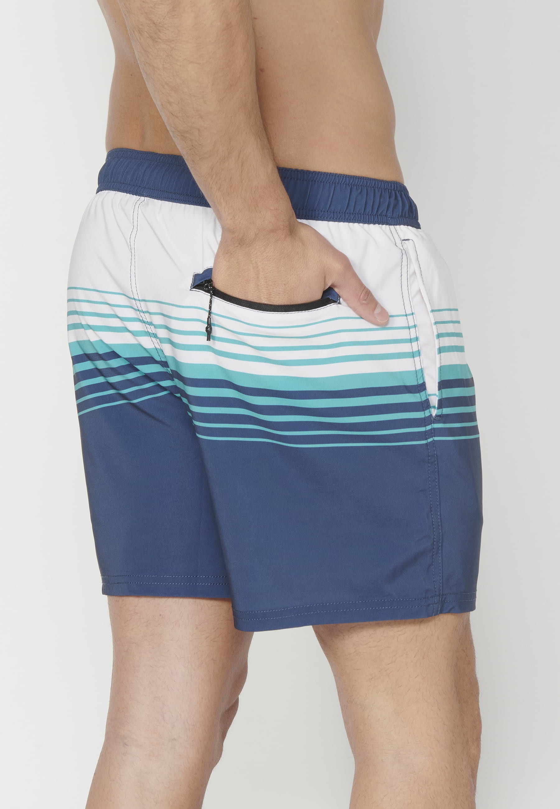 Short swimsuit with three Green Pockets for Men