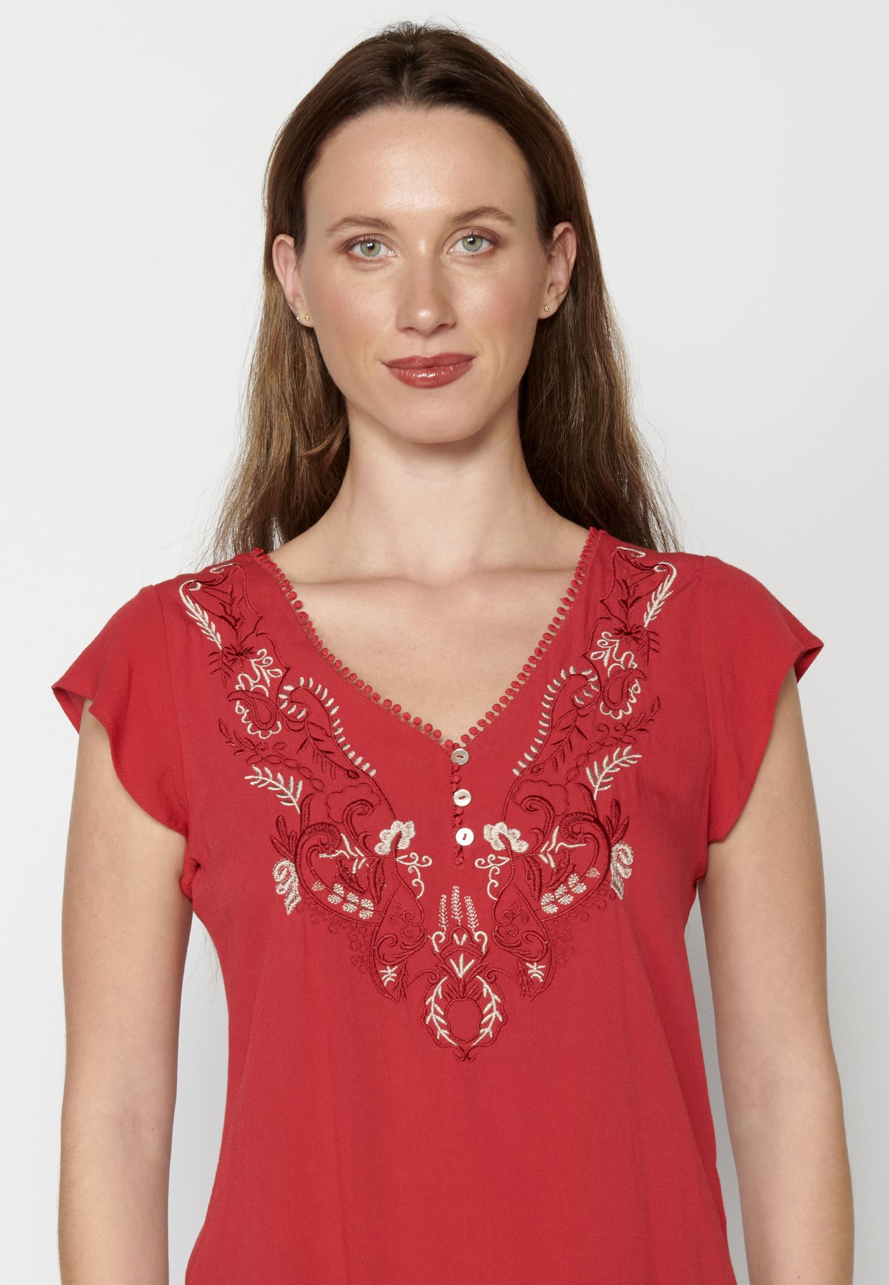 Blusa manga corta con detalles florales de Color Rojo para Mujer