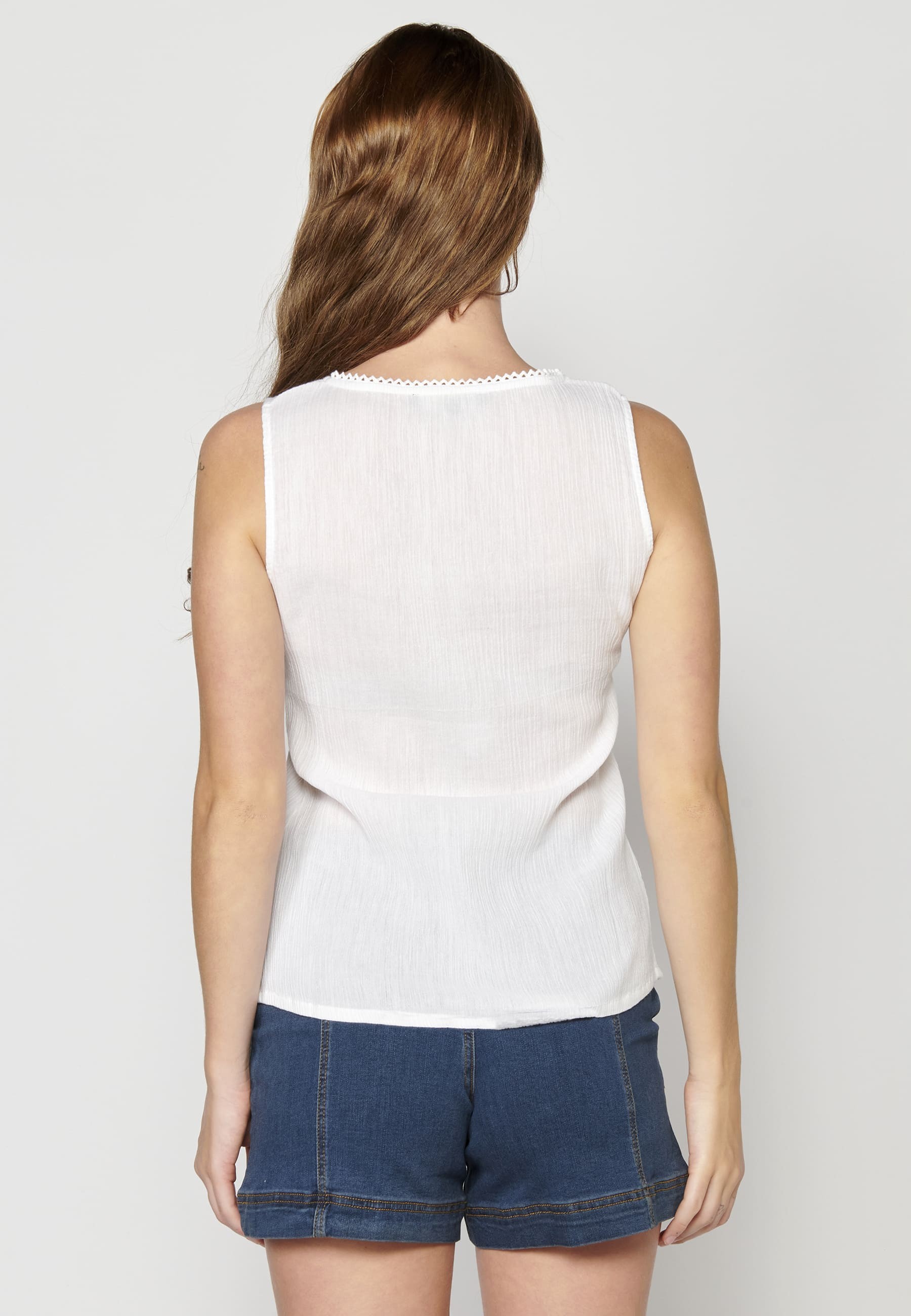 Blusa sin mangas de algodón color blanco para mujer | Moda Actual