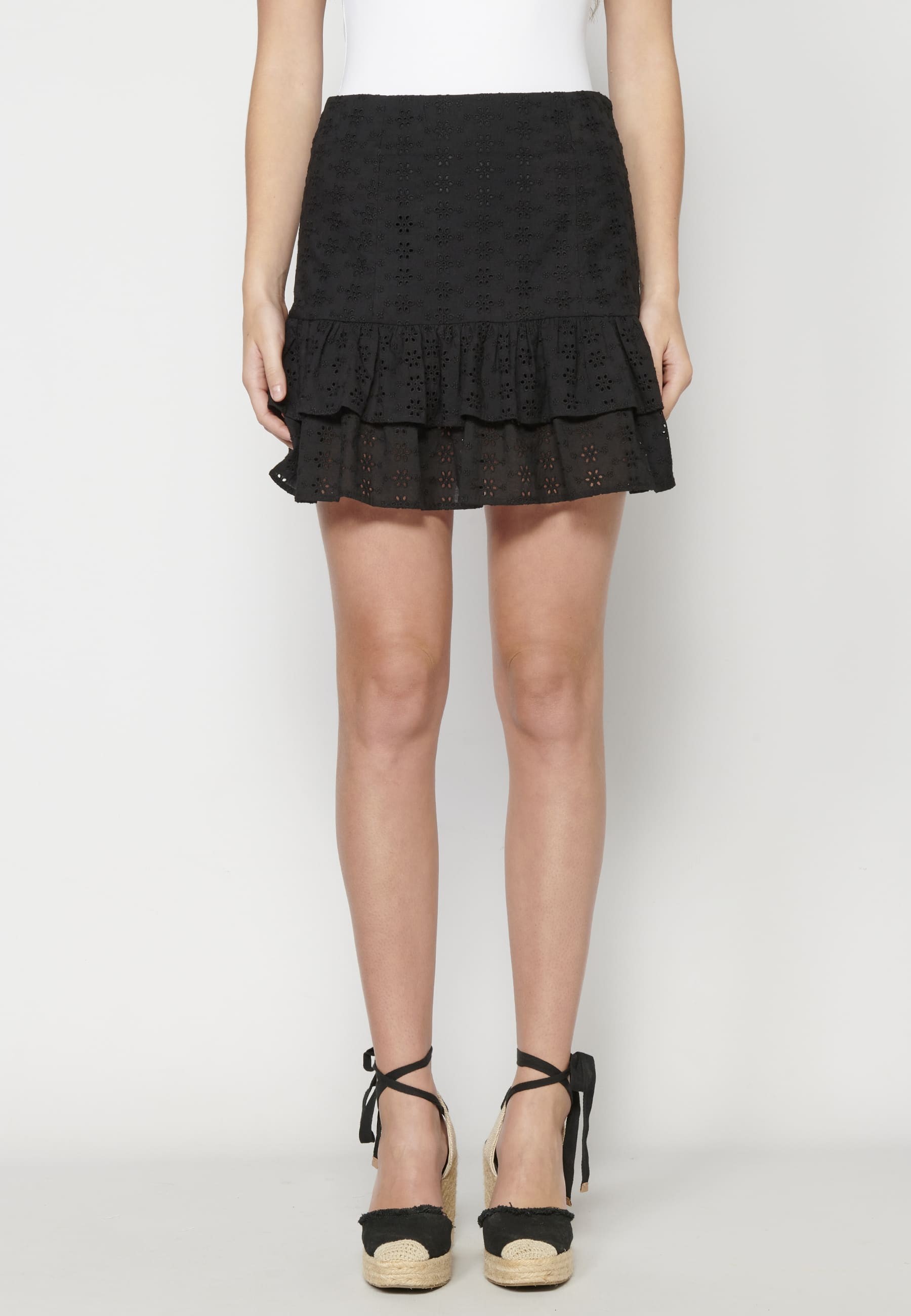 Short skirt finished in Black Cotton ruffles for Man