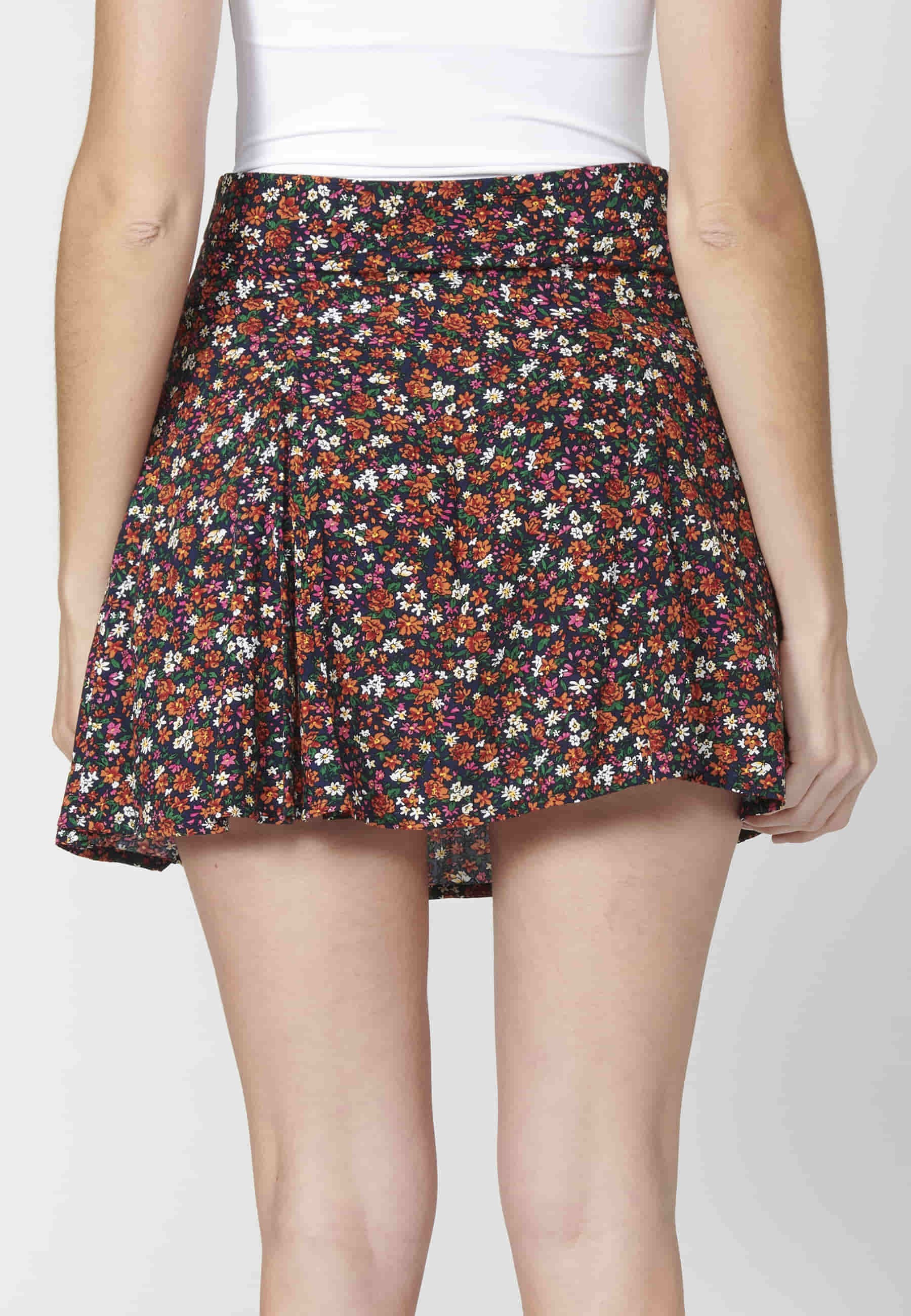 Falda corta con estampado floral color Multicolor para Mujer 6