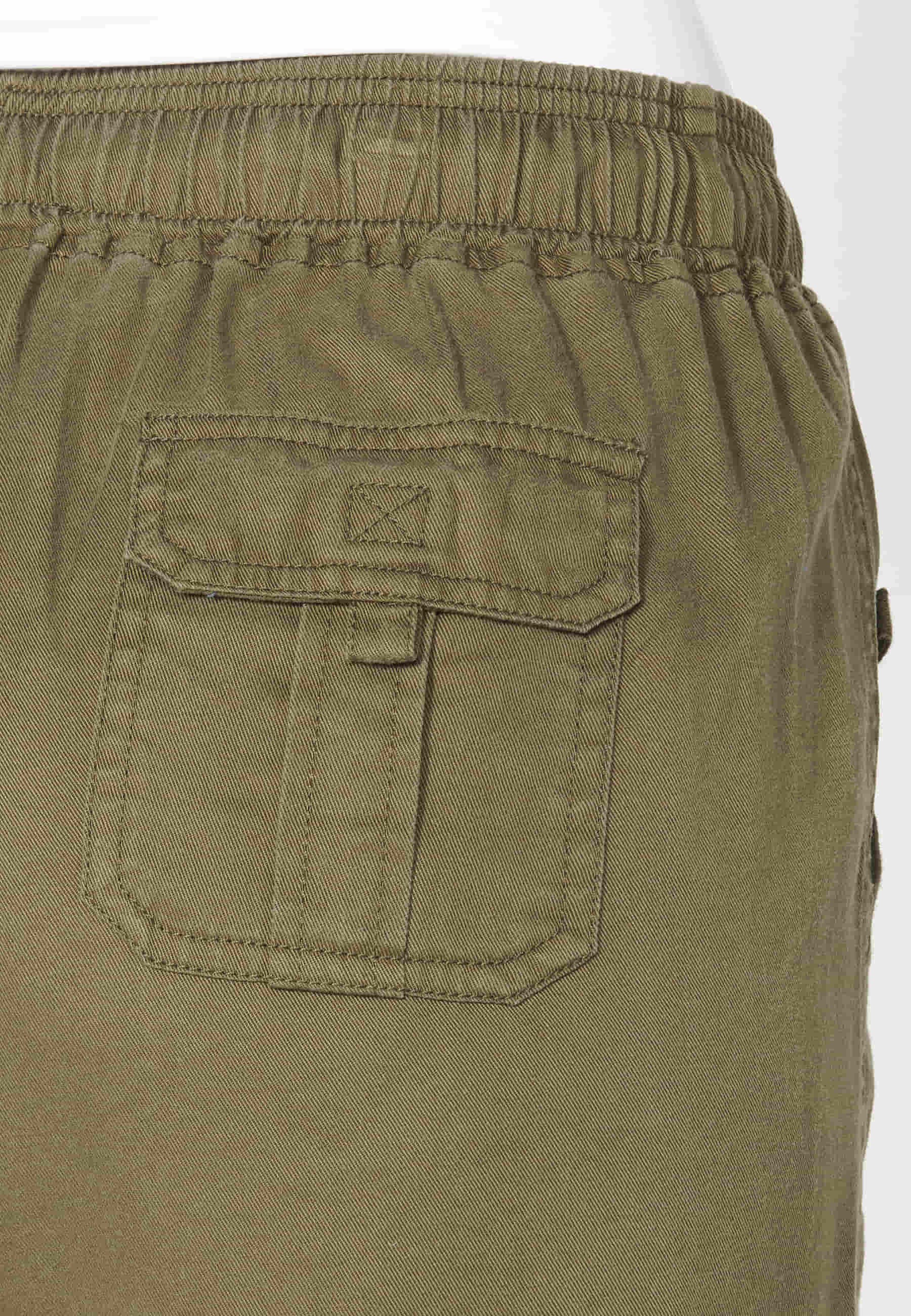 Pantalón corto Short con cintura de goma ajustable color Kaki para Mujer 4